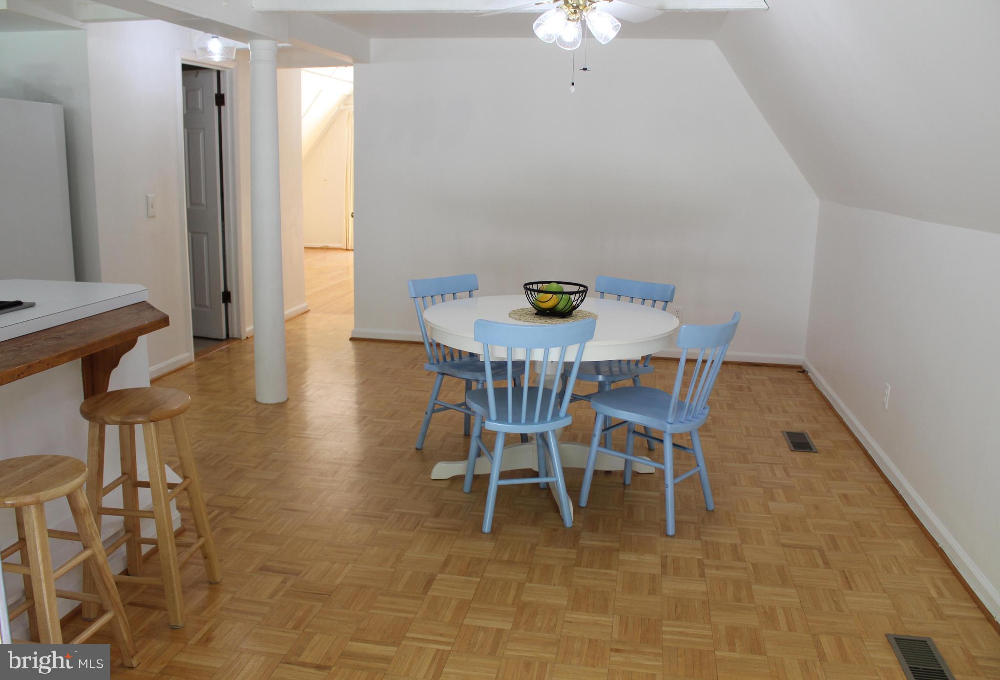 GLADMAR - Residential