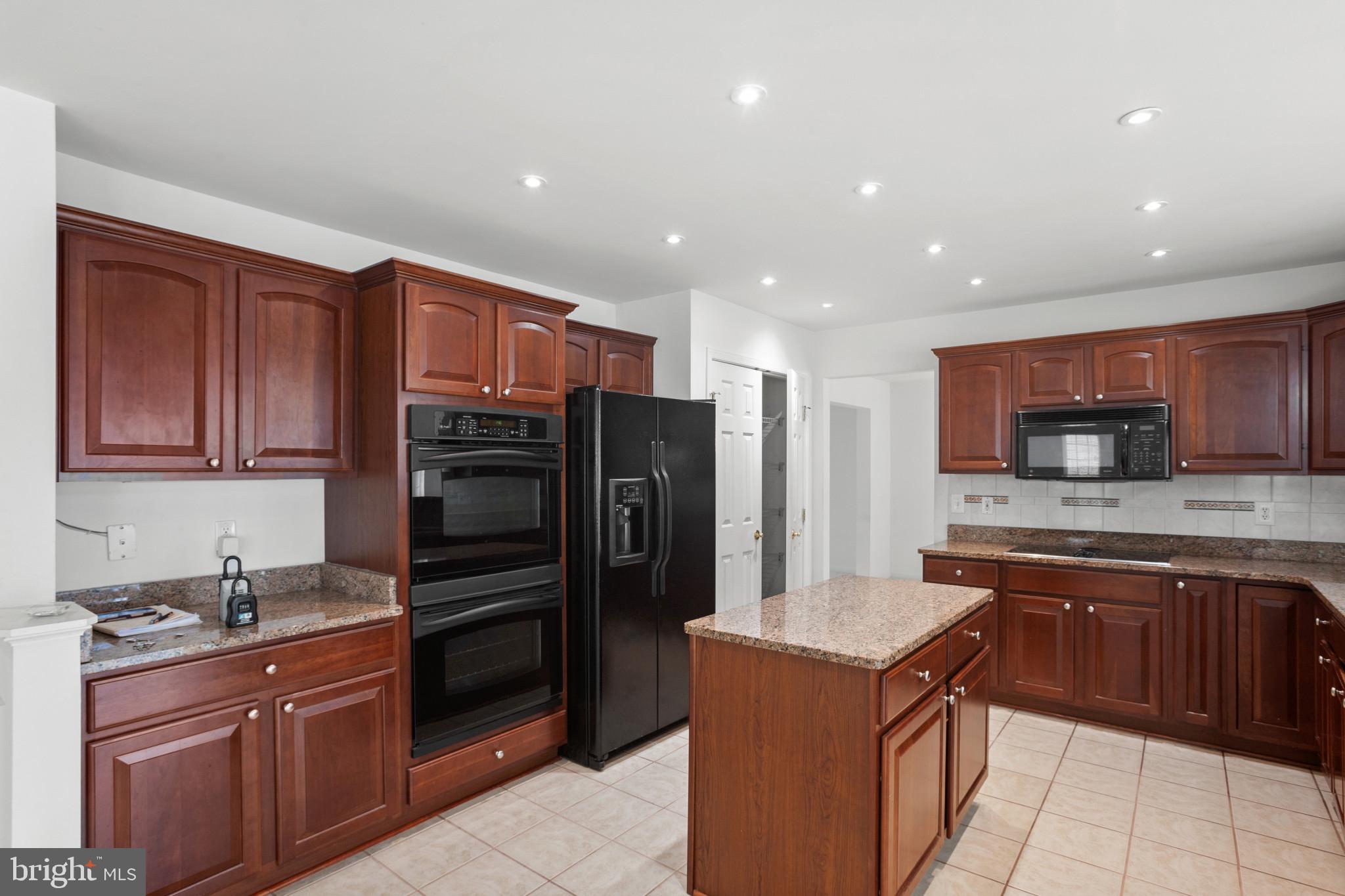 BRIDGEWOOD ESTATES - Residential