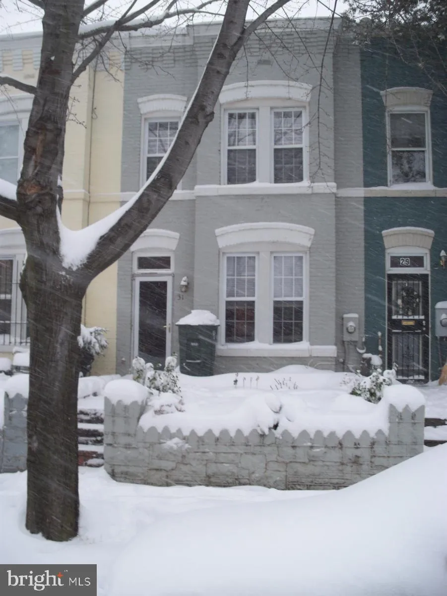 31 16th Street NE, Washington, DC 20002