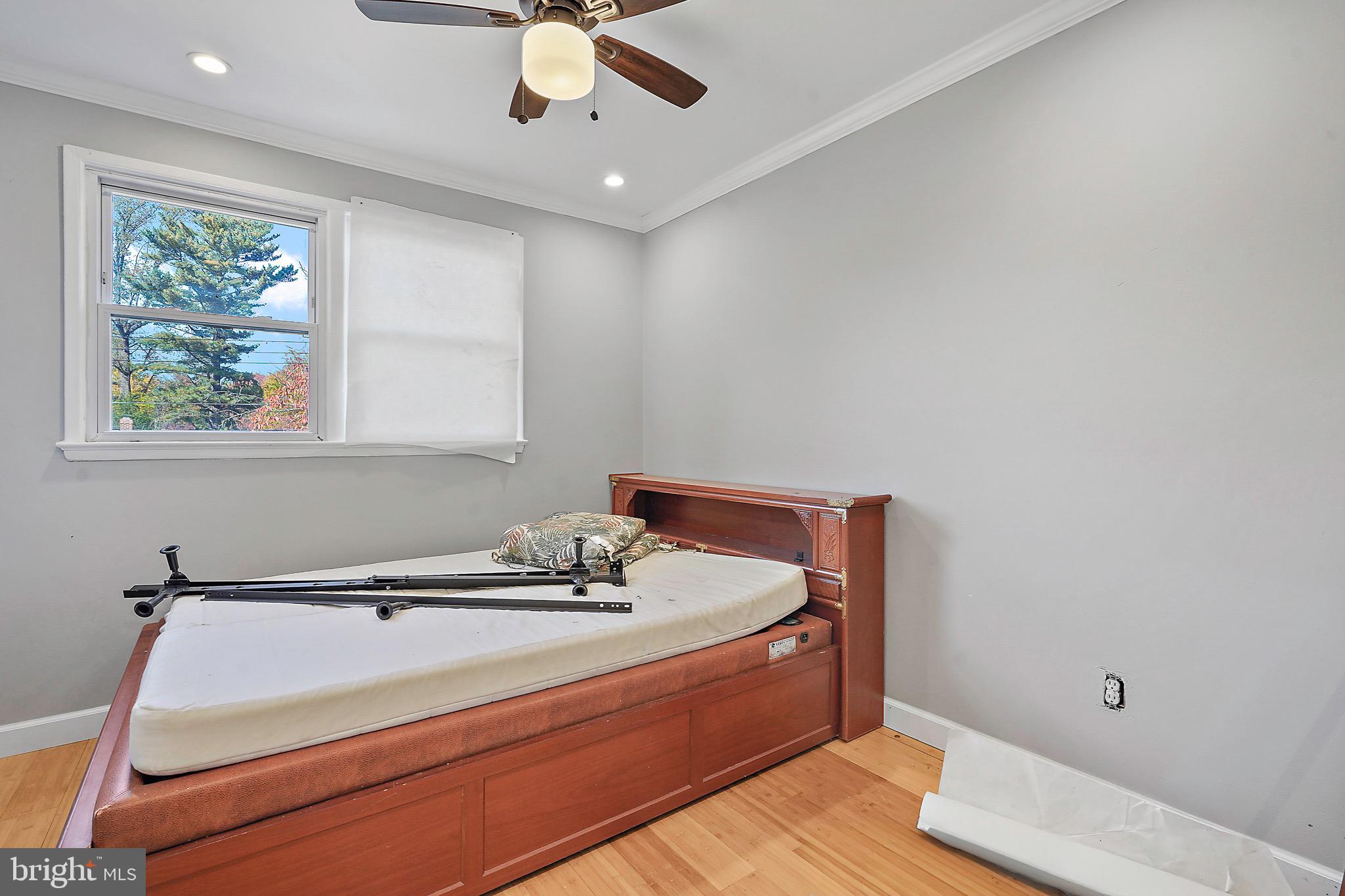 NORTH SPRINGFIELD - Residential