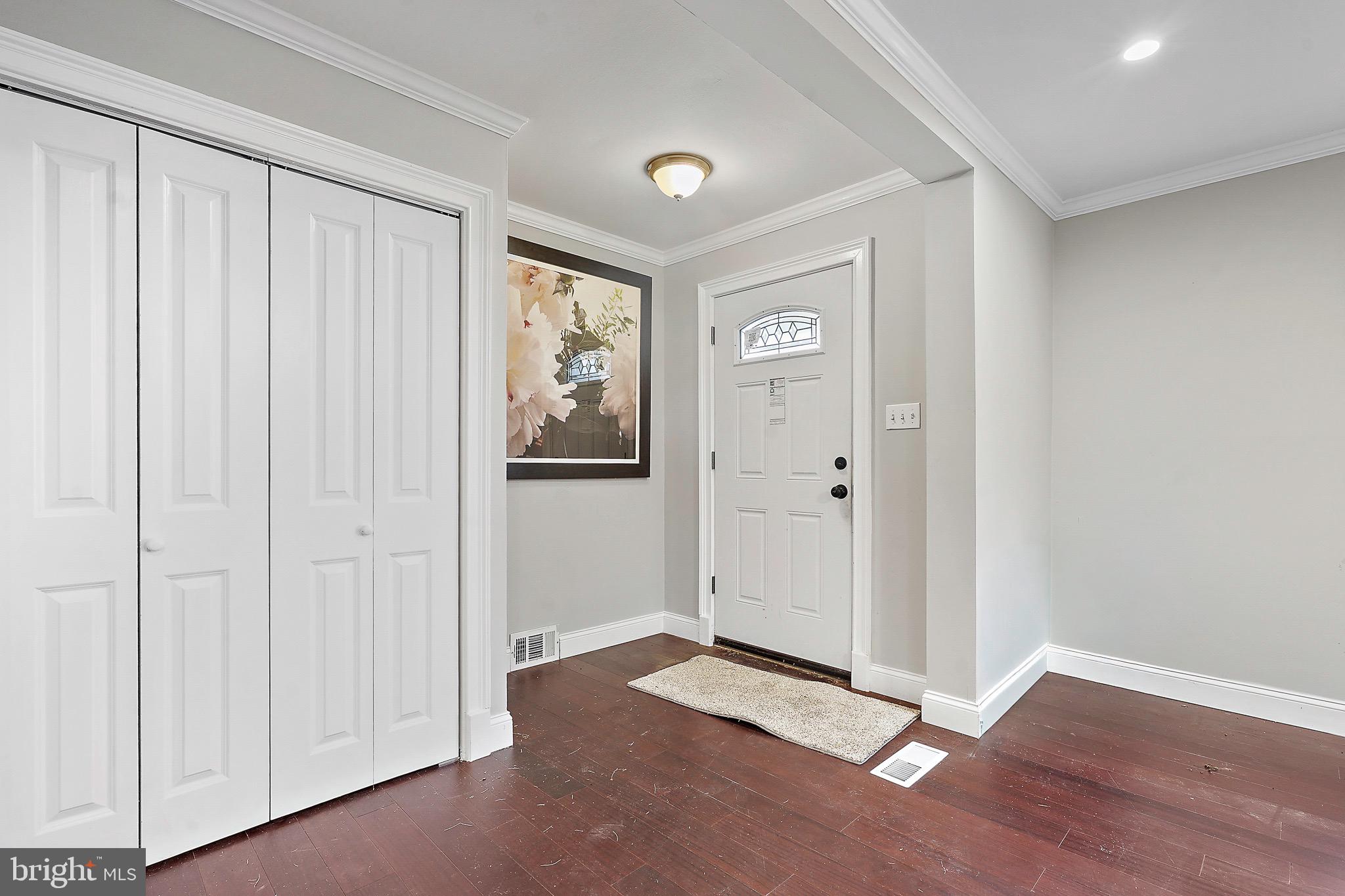 NORTH SPRINGFIELD - Residential