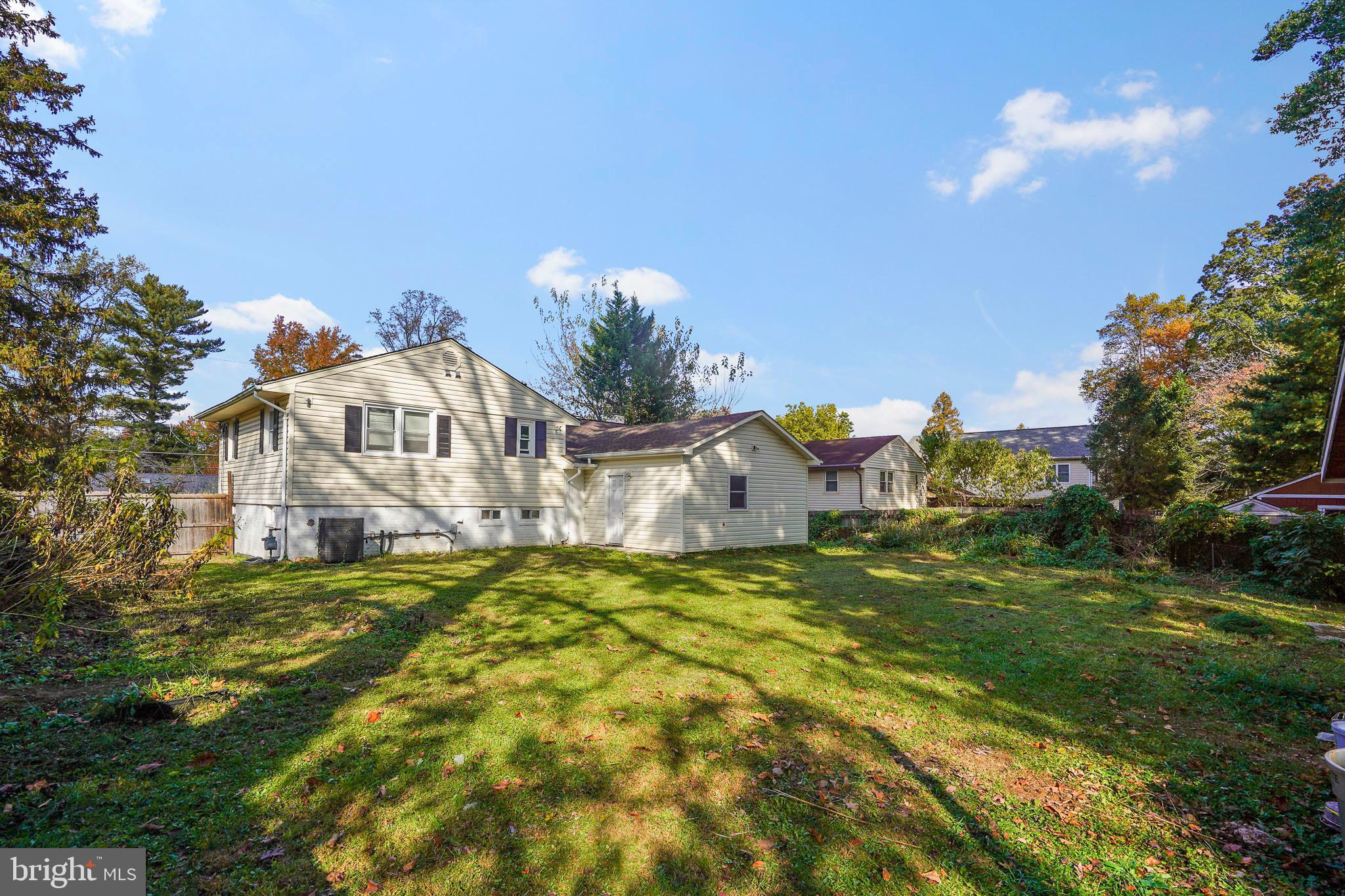 NORTH SPRINGFIELD - Residential