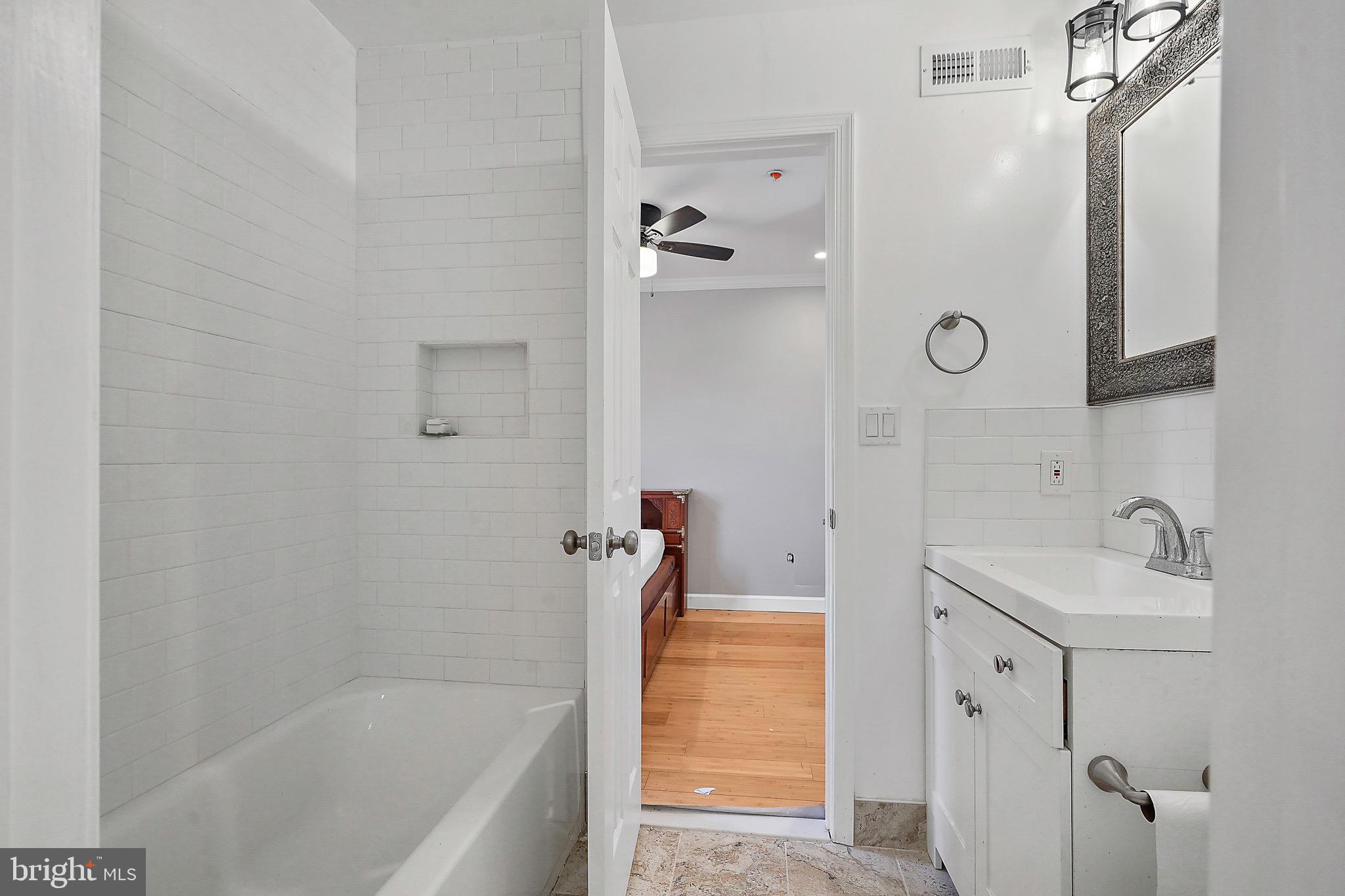 NORTH SPRINGFIELD - Residential