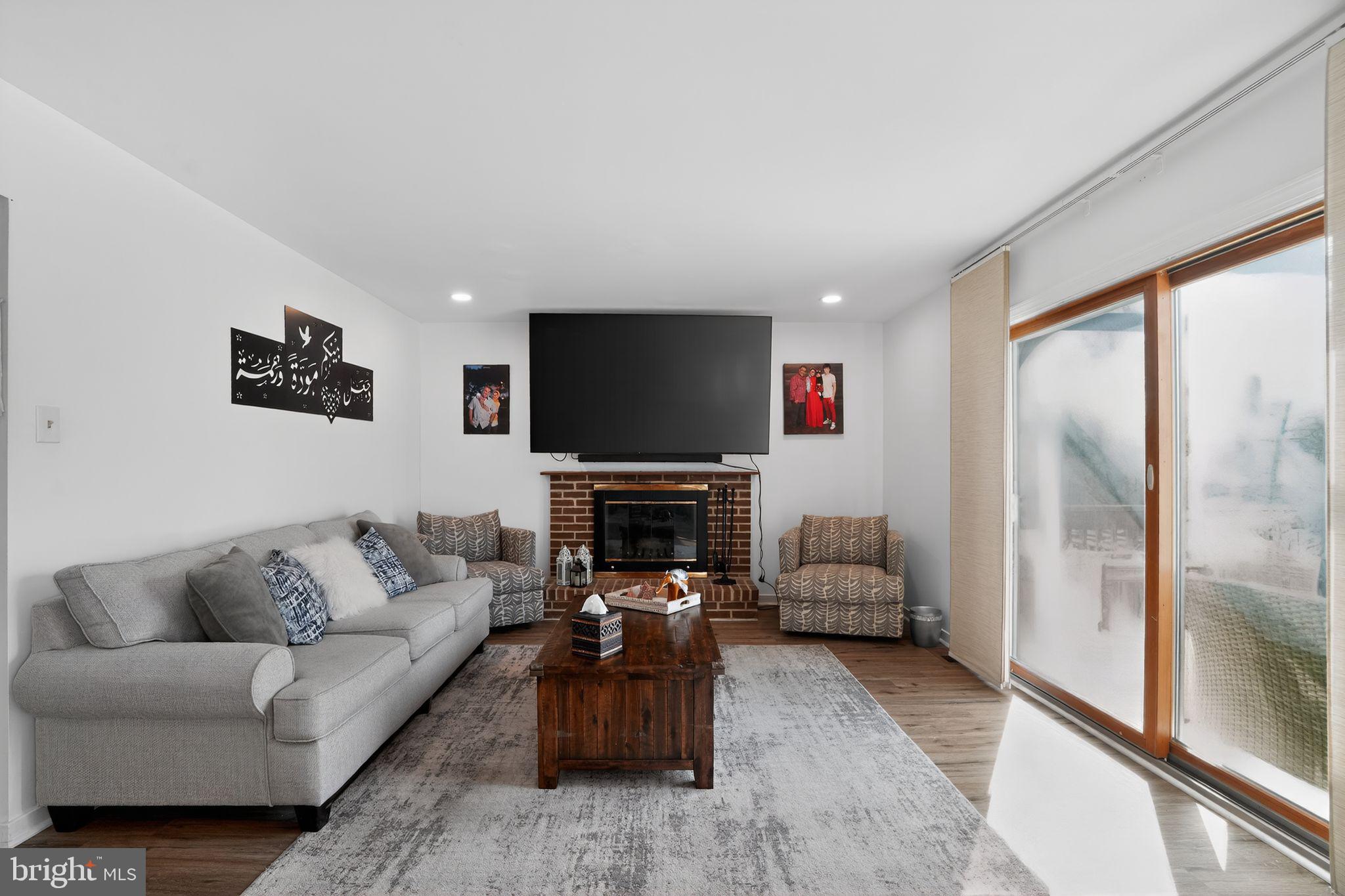 WESTMOUNT - Residential