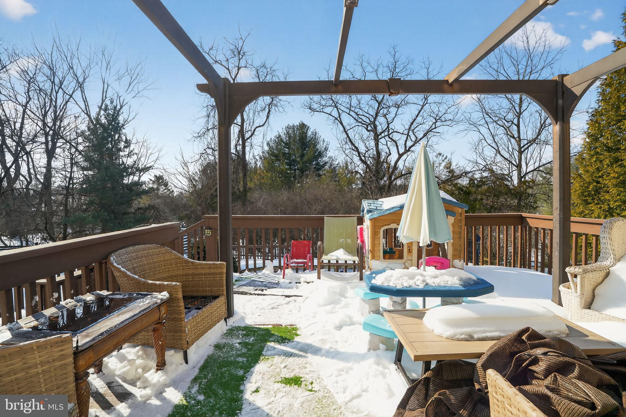 WESTMOUNT - Residential