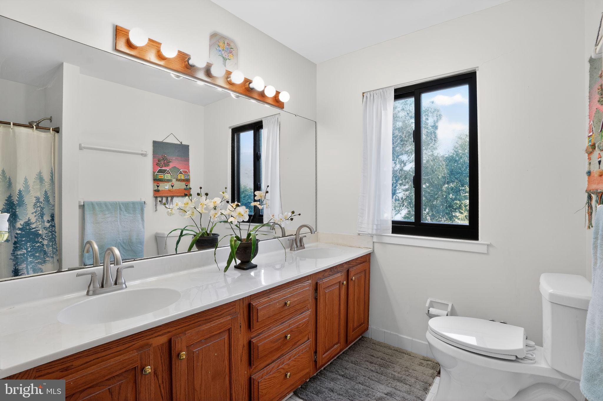 WESTMOUNT - Residential