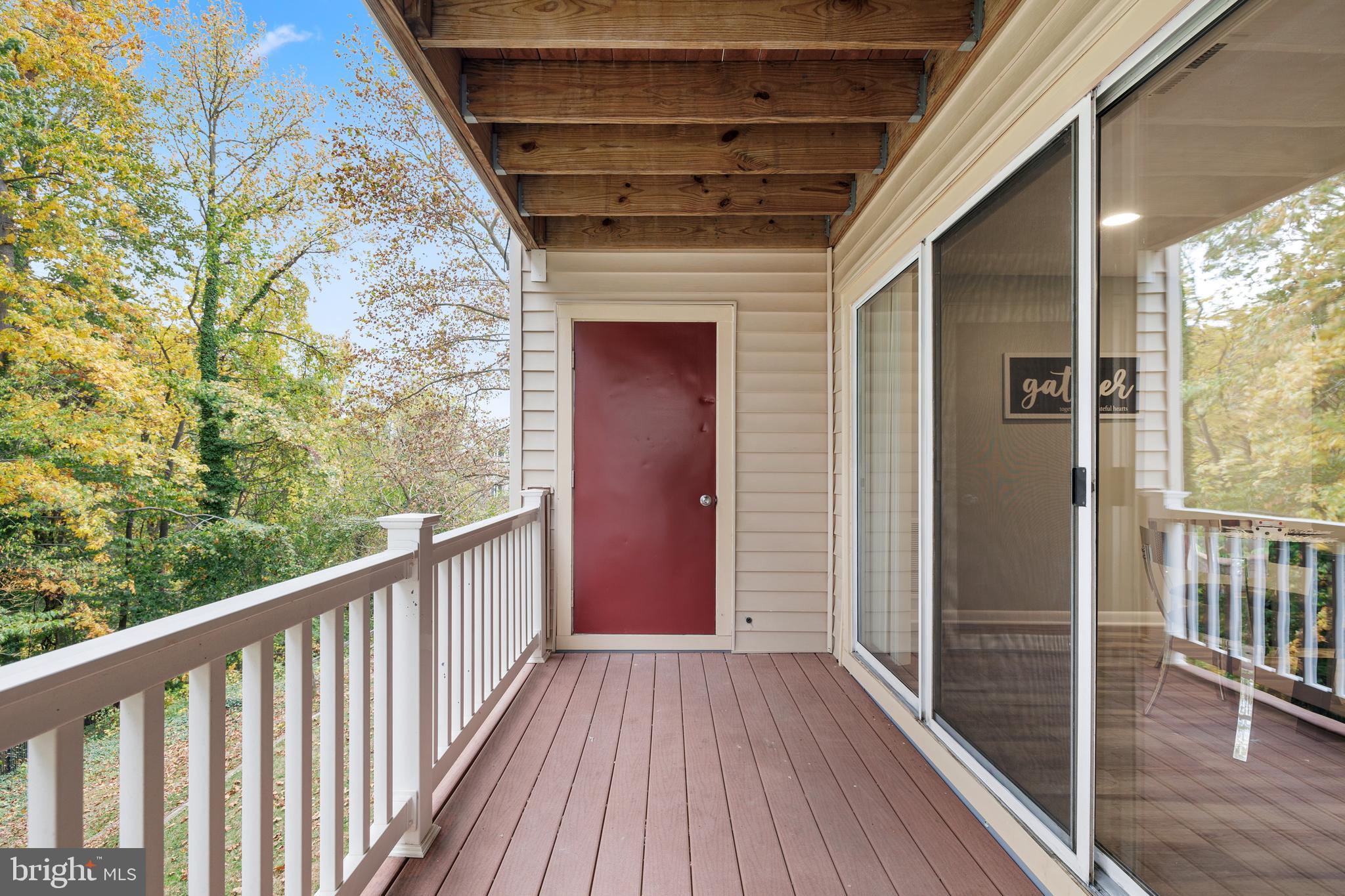 DEVON HILLS - Residential