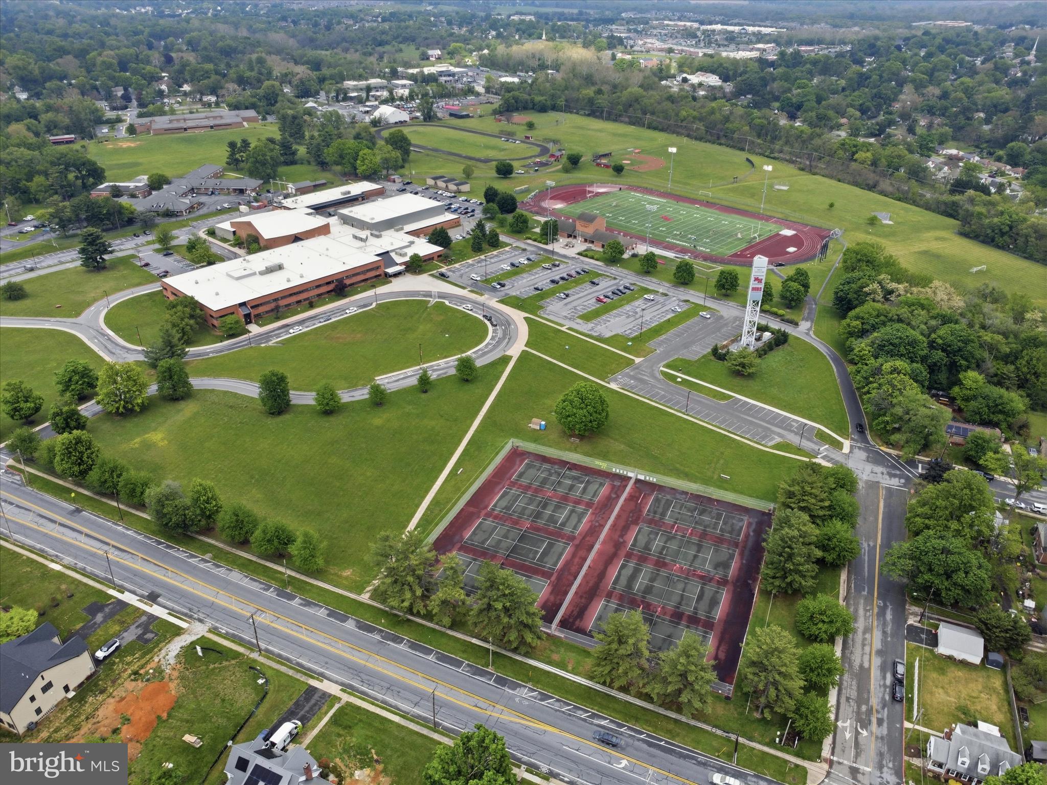 NORTH GATE TOWNE HOMES - Residential