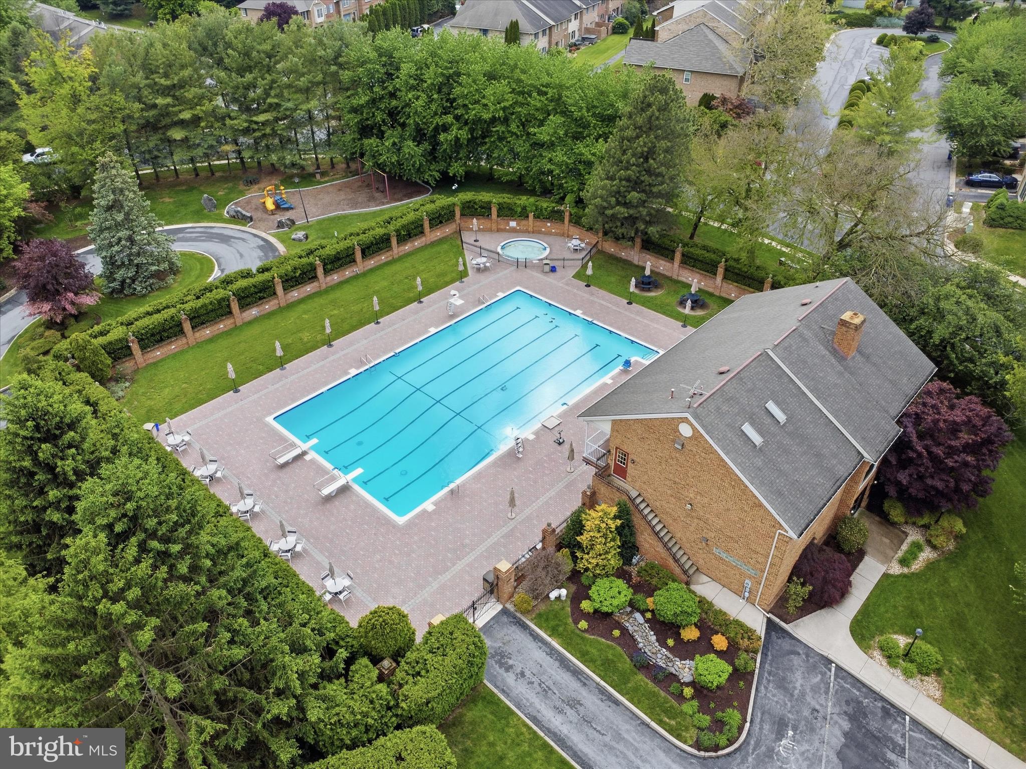 NORTH GATE TOWNE HOMES - Residential