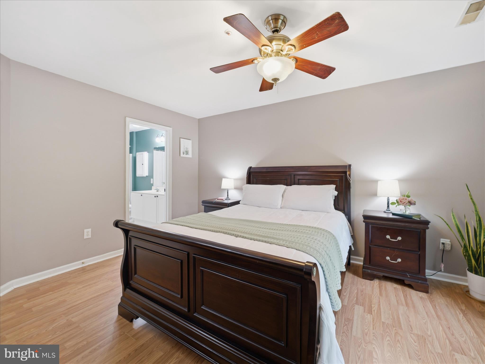 NORTH GATE TOWNE HOMES - Residential
