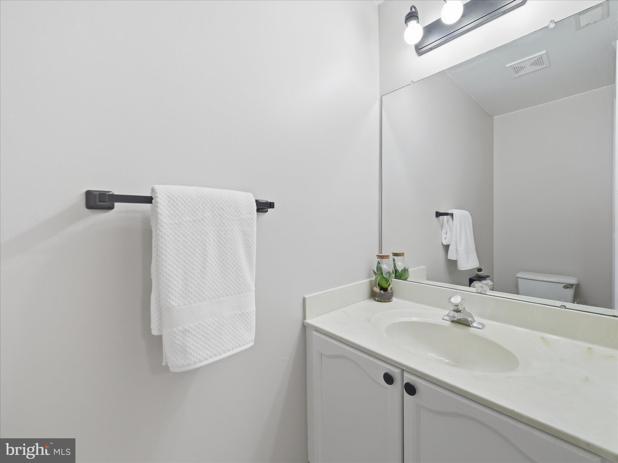 NORTH GATE TOWNE HOMES - Residential
