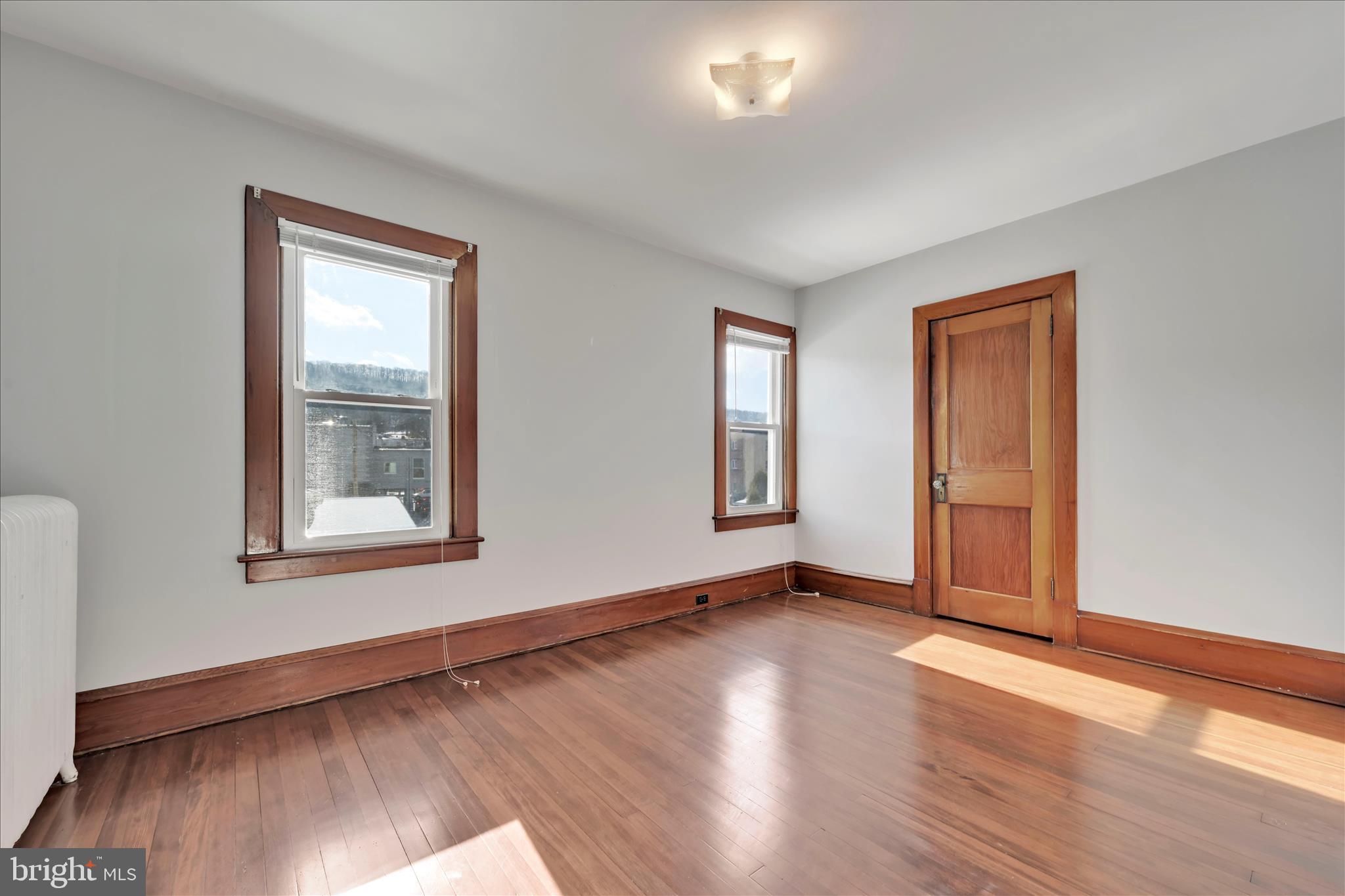 POTTSVILLE - Residential