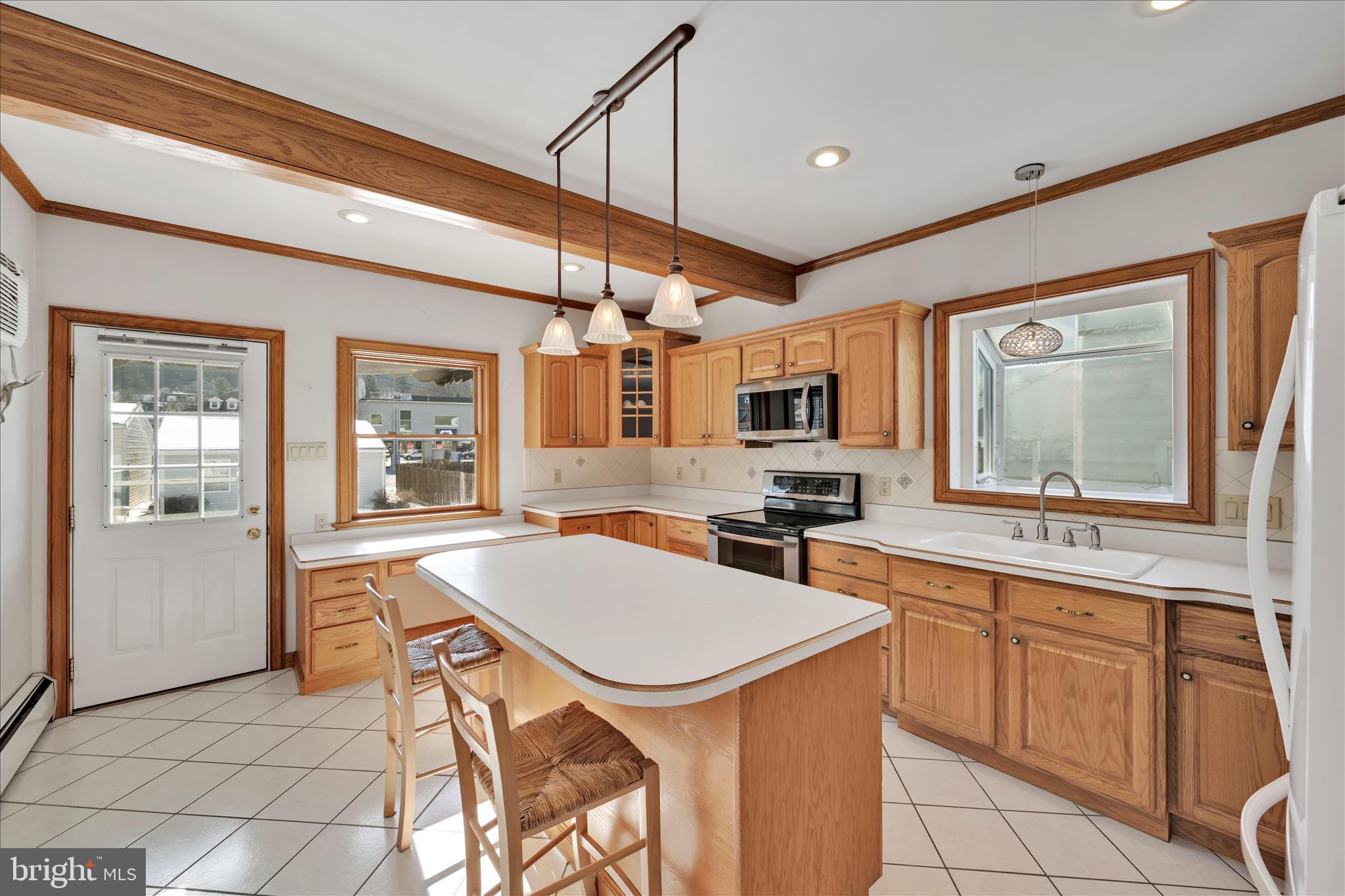 POTTSVILLE - Residential