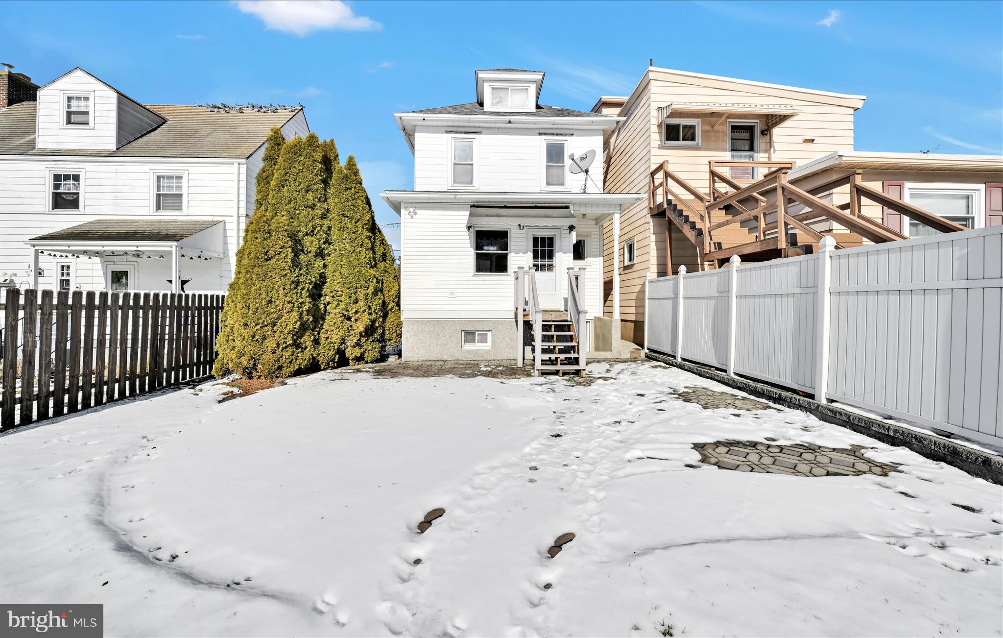 POTTSVILLE - Residential