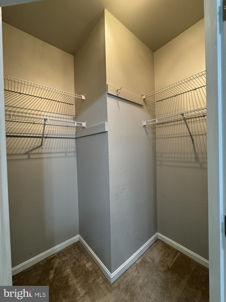 BARR HILL AT INVERNESS - Residential Lease