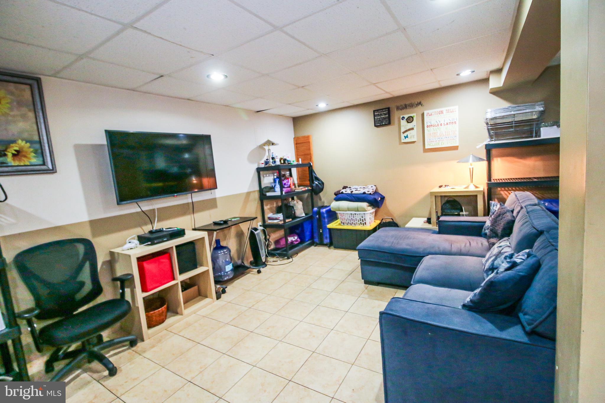 JACOBSVILLE - Residential