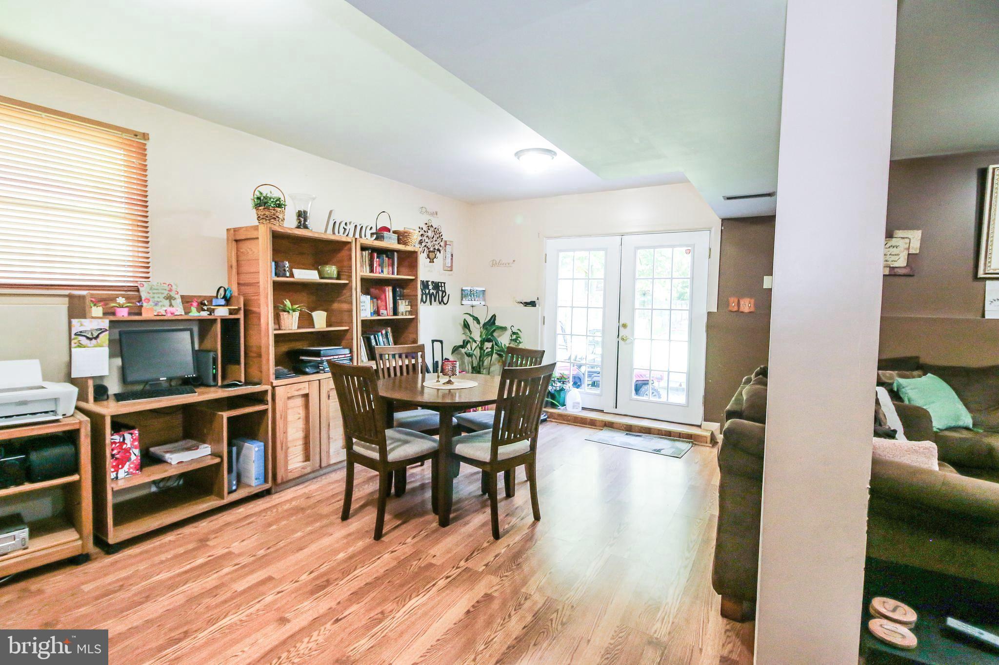JACOBSVILLE - Residential