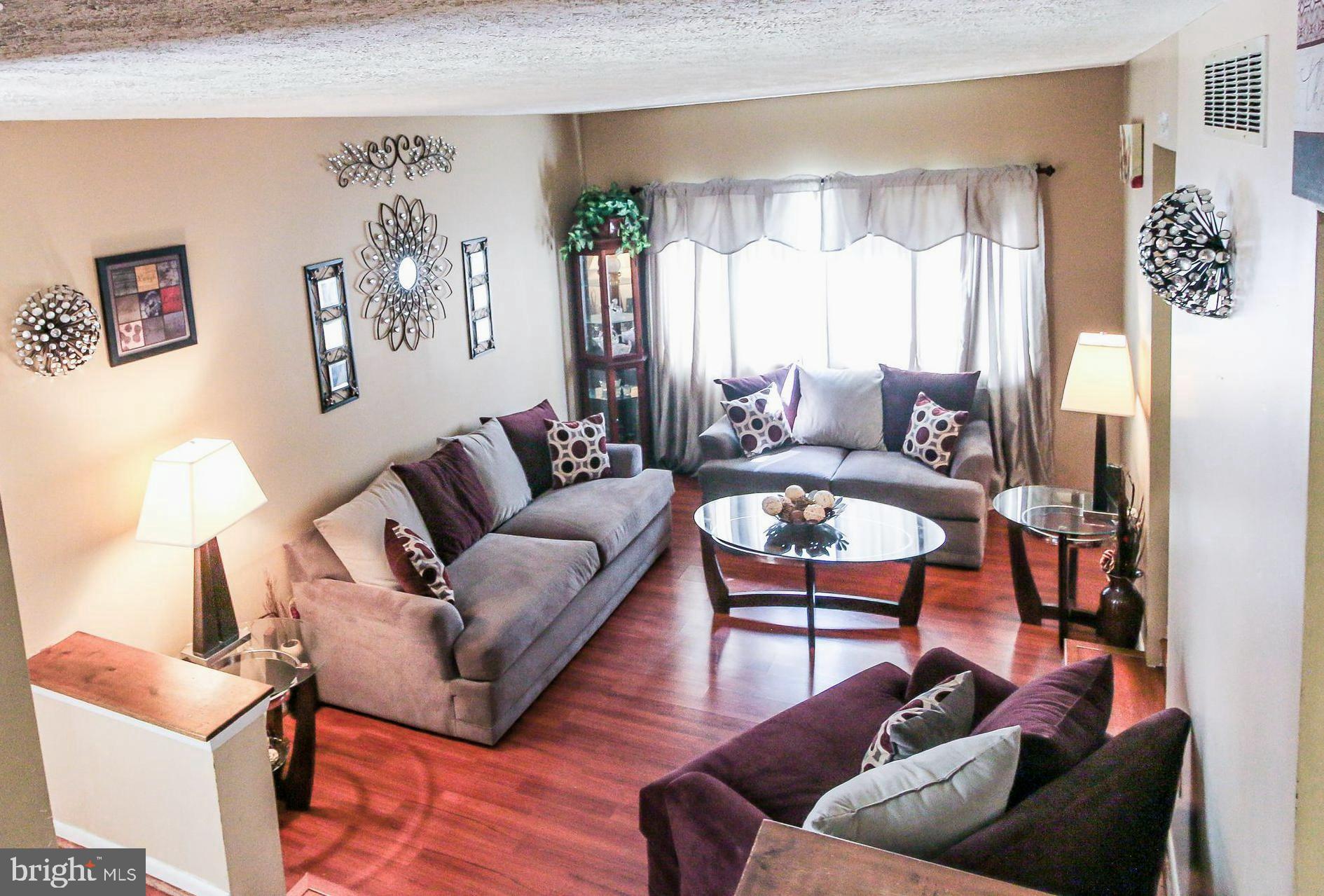 JACOBSVILLE - Residential