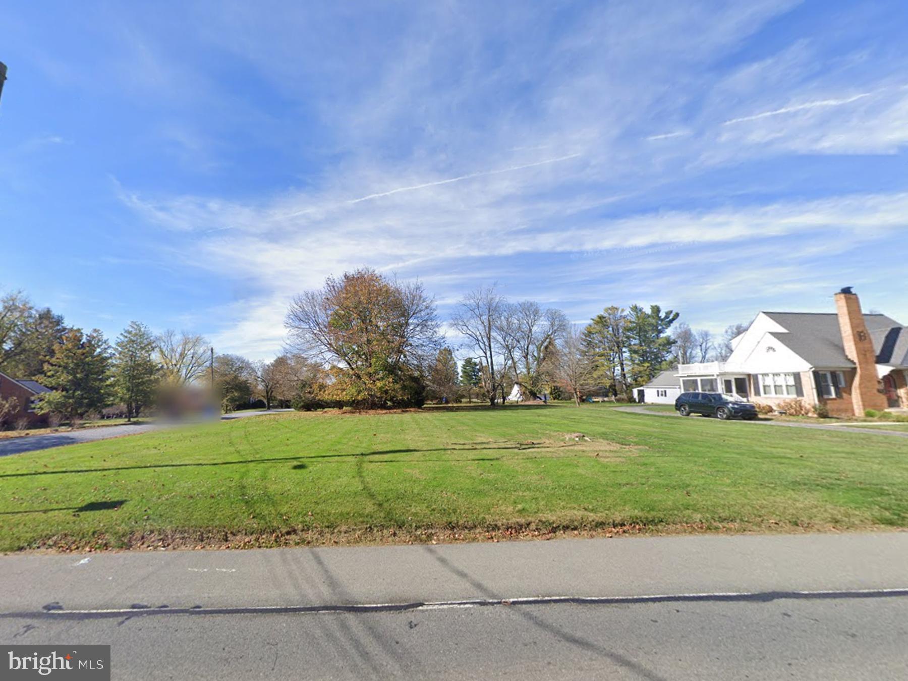 DAMASCUS OUTSIDE - Land