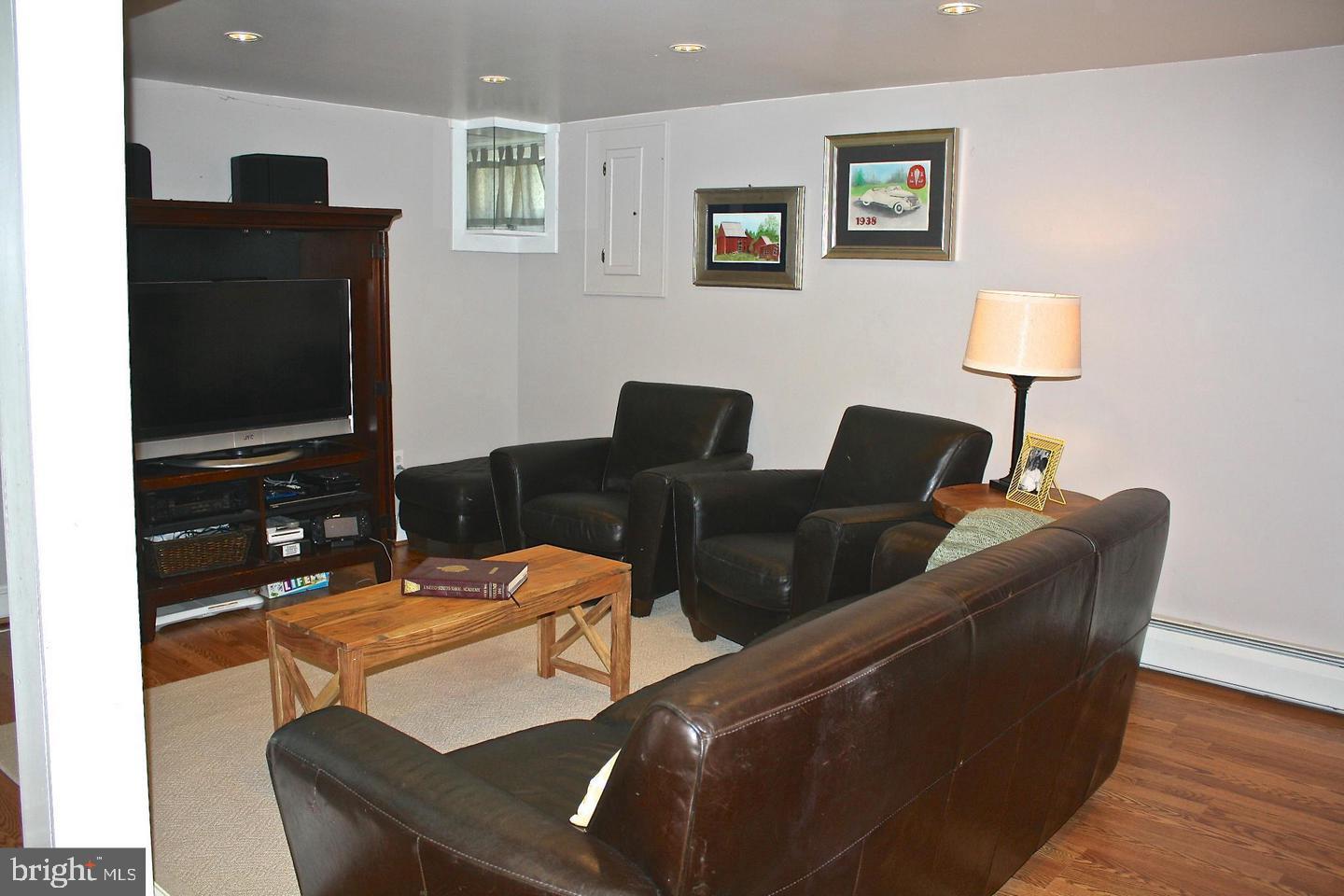 DEL RAY - Residential Lease