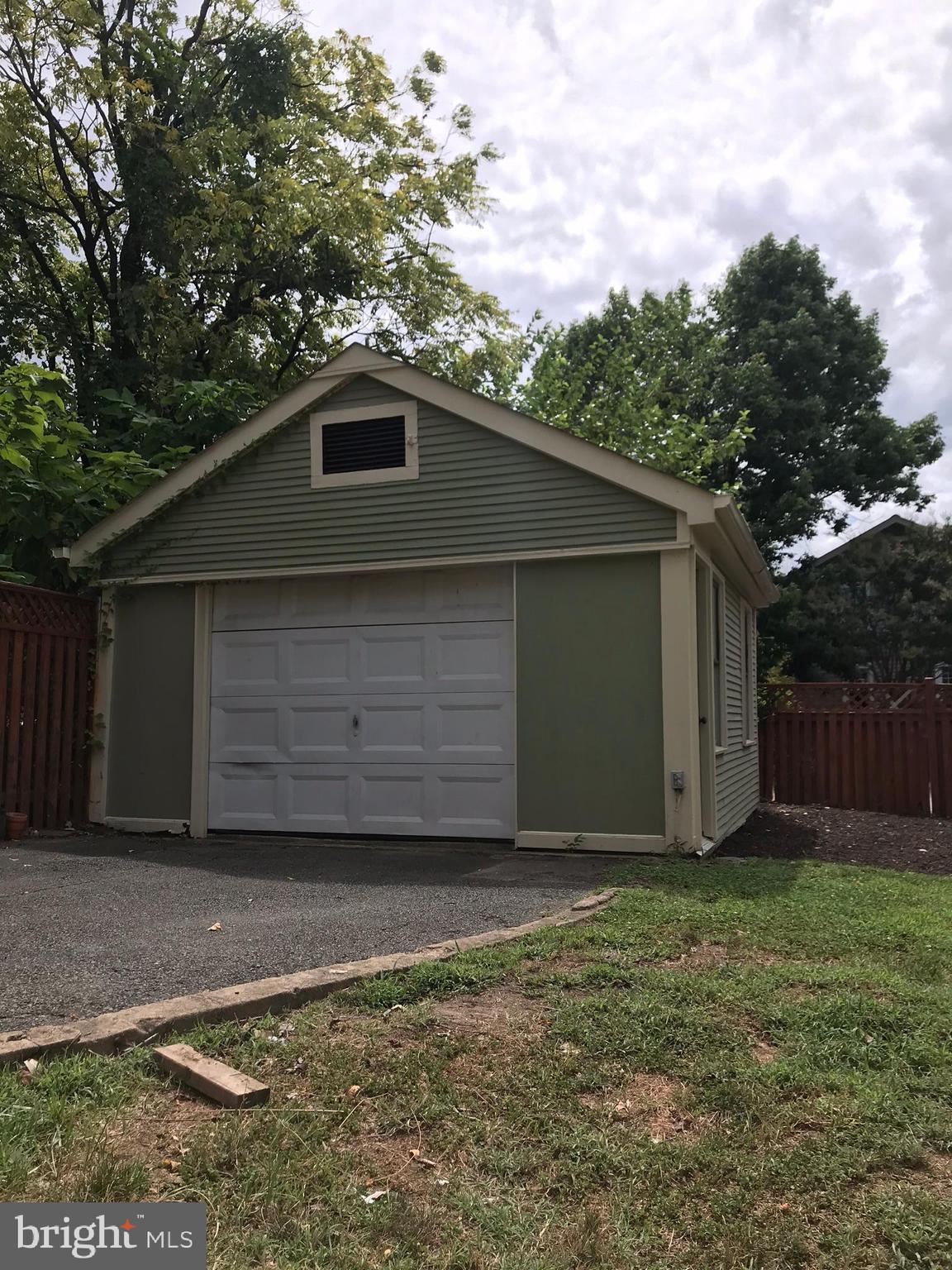 DEL RAY - Residential Lease