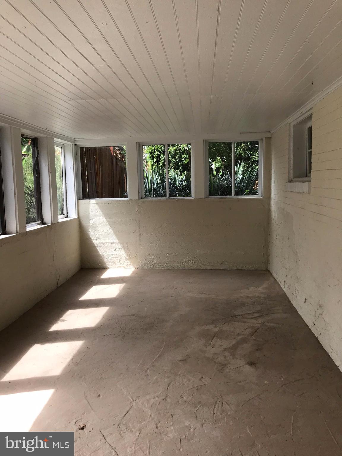 DEL RAY - Residential Lease