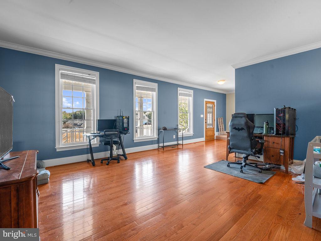 CROSS POINT - Residential