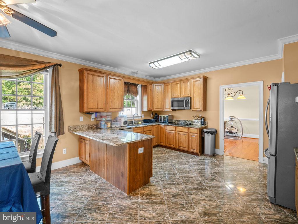 CROSS POINT - Residential