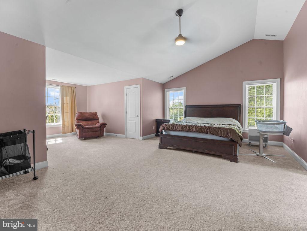 CROSS POINT - Residential