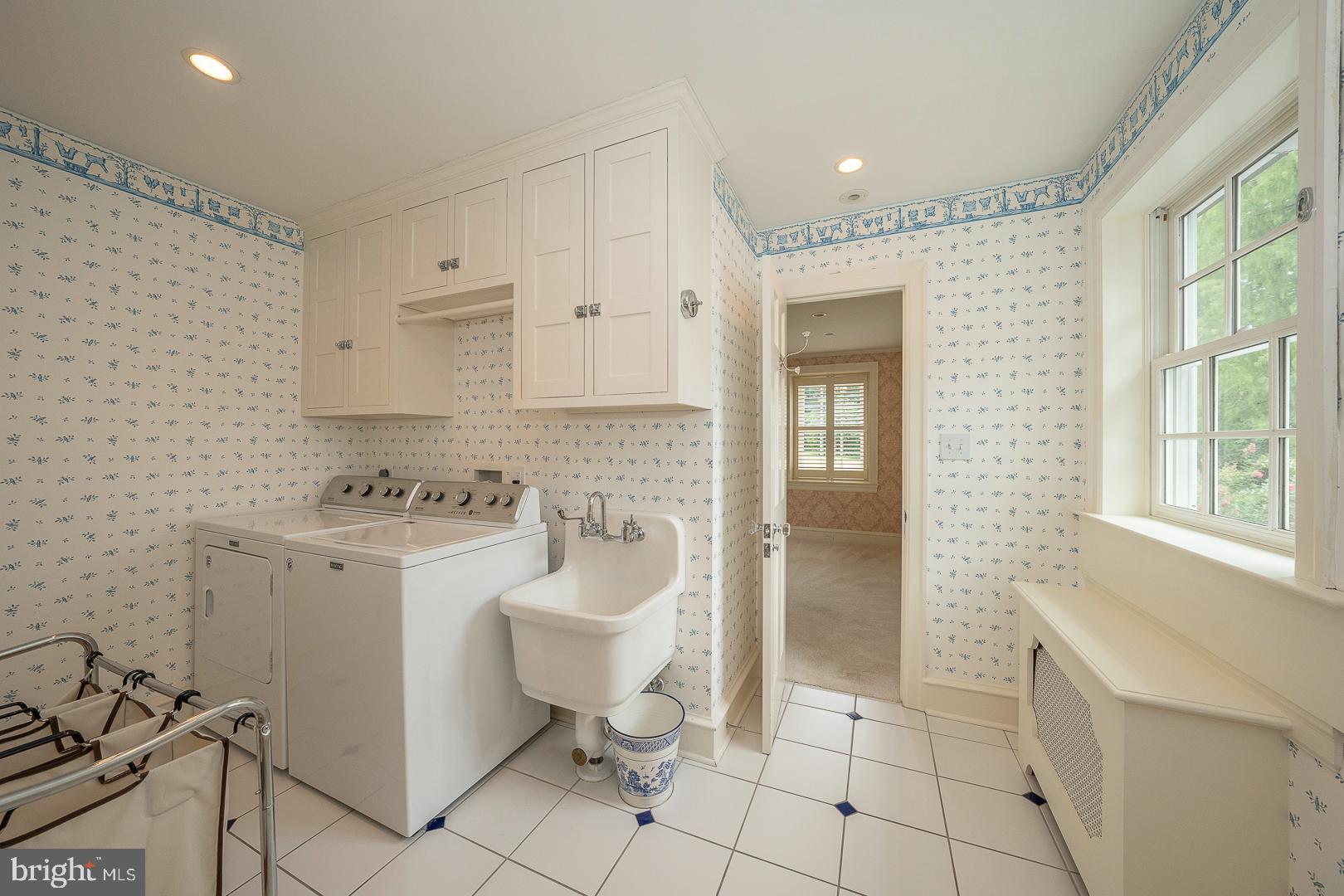 BRYN MAWR - Residential