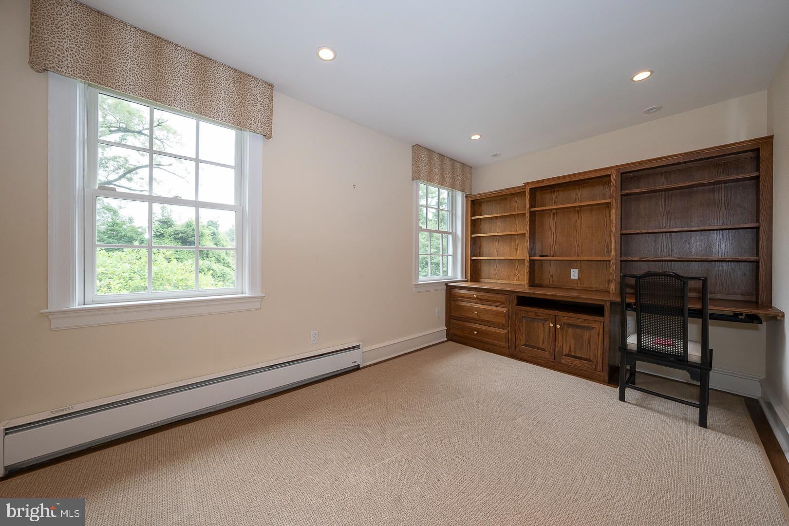 BRYN MAWR - Residential