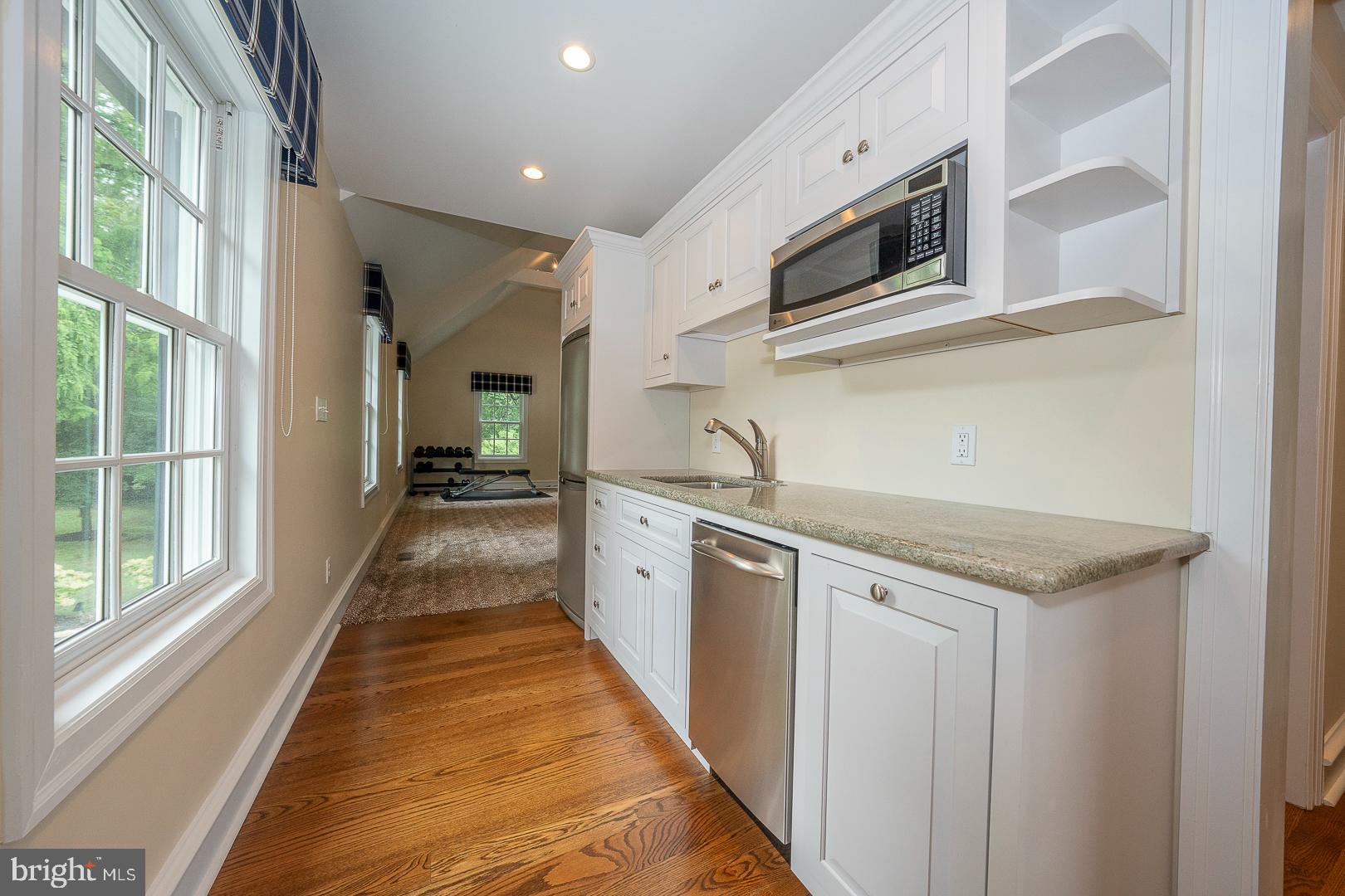 BRYN MAWR - Residential