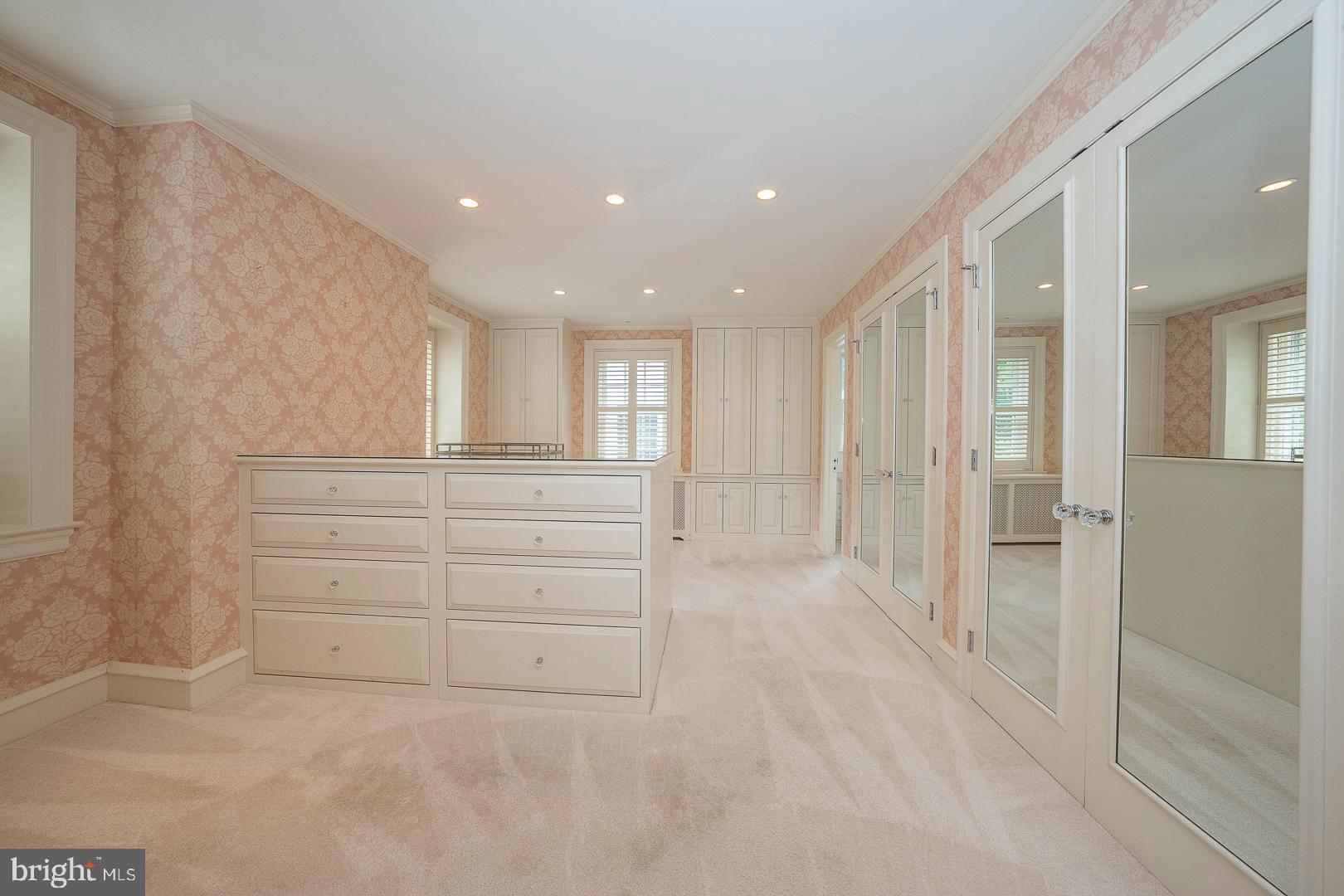 BRYN MAWR - Residential