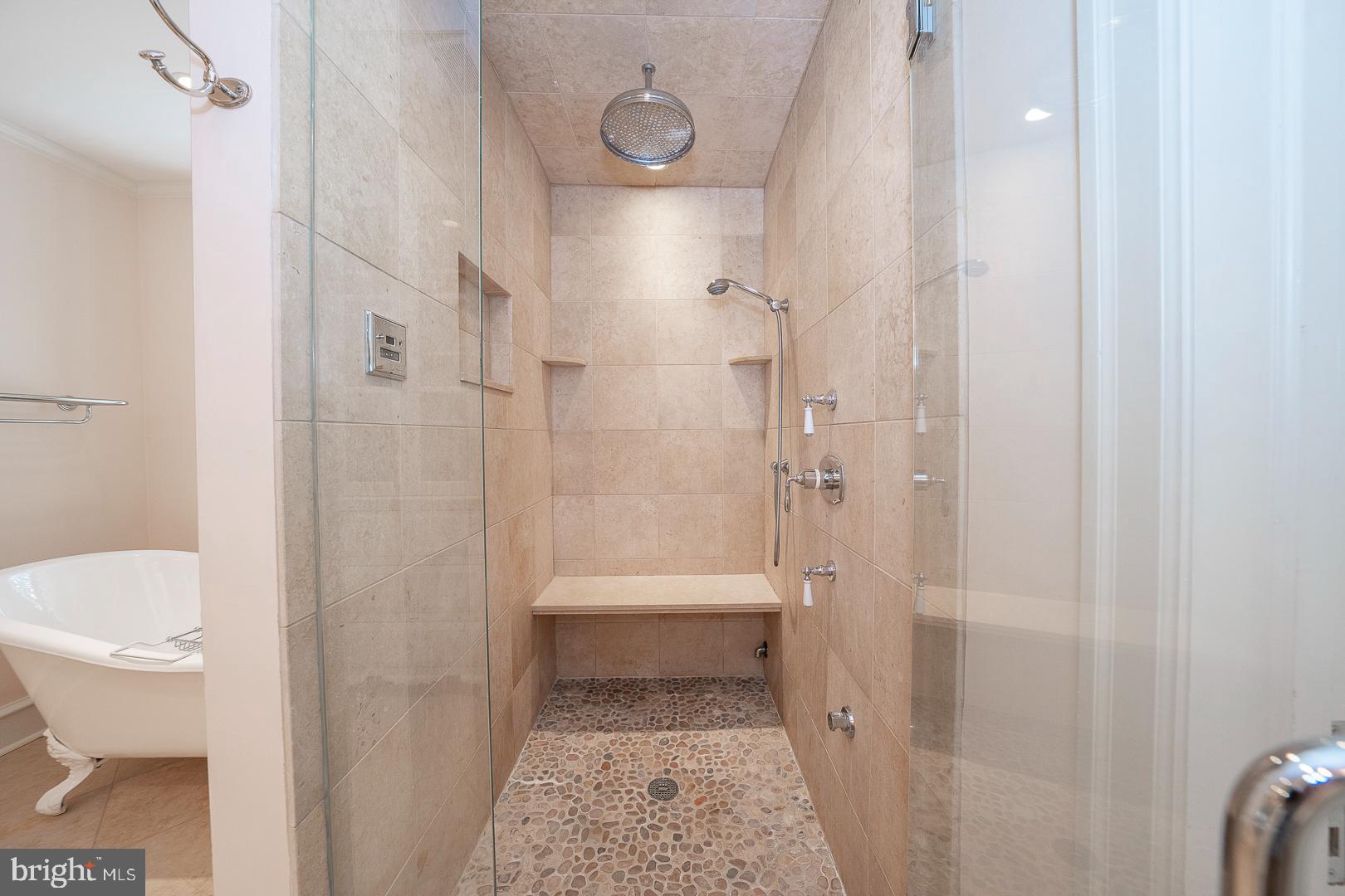 BRYN MAWR - Residential