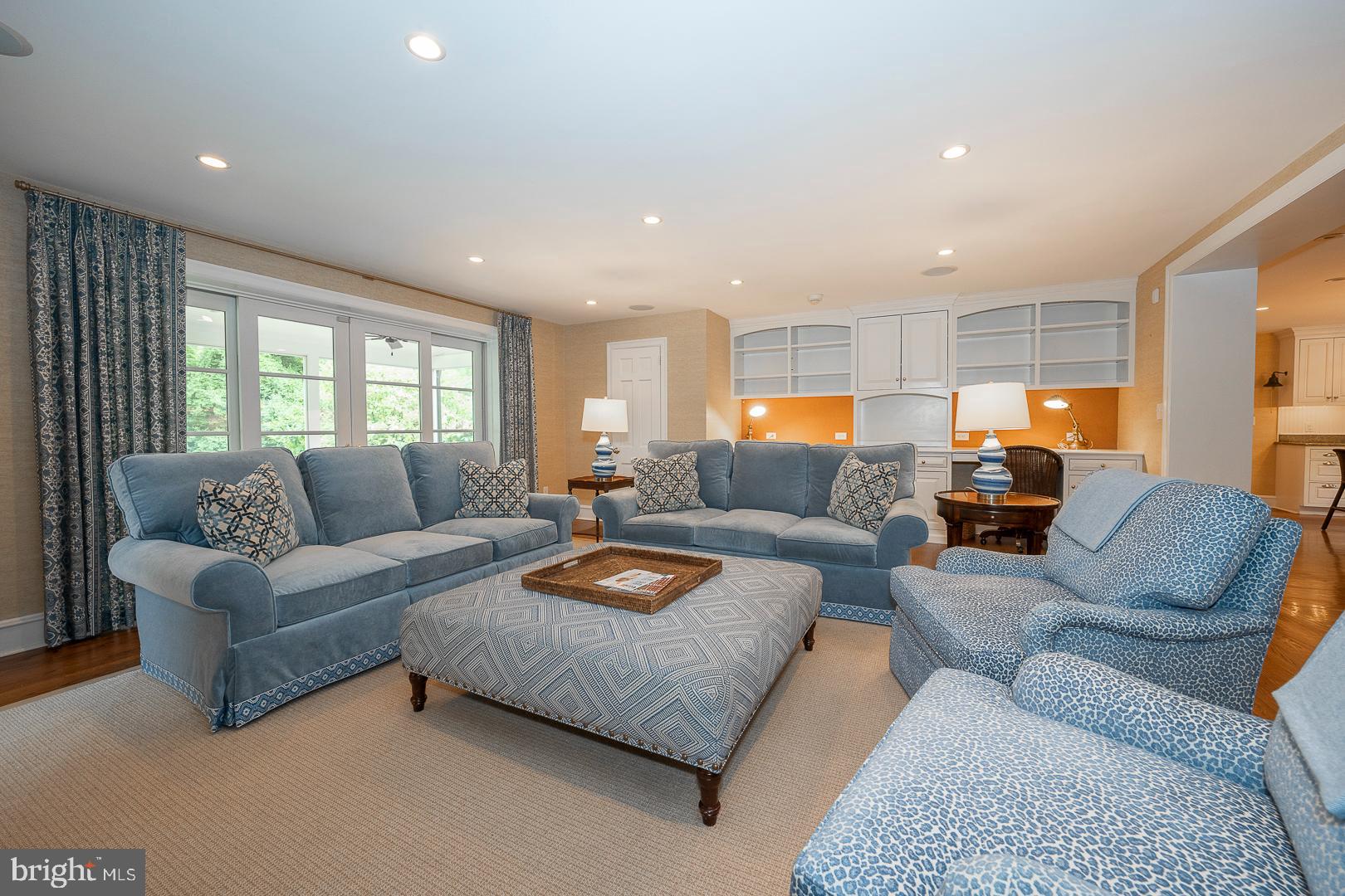 BRYN MAWR - Residential