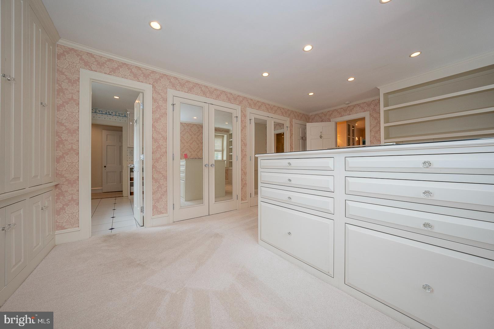 BRYN MAWR - Residential