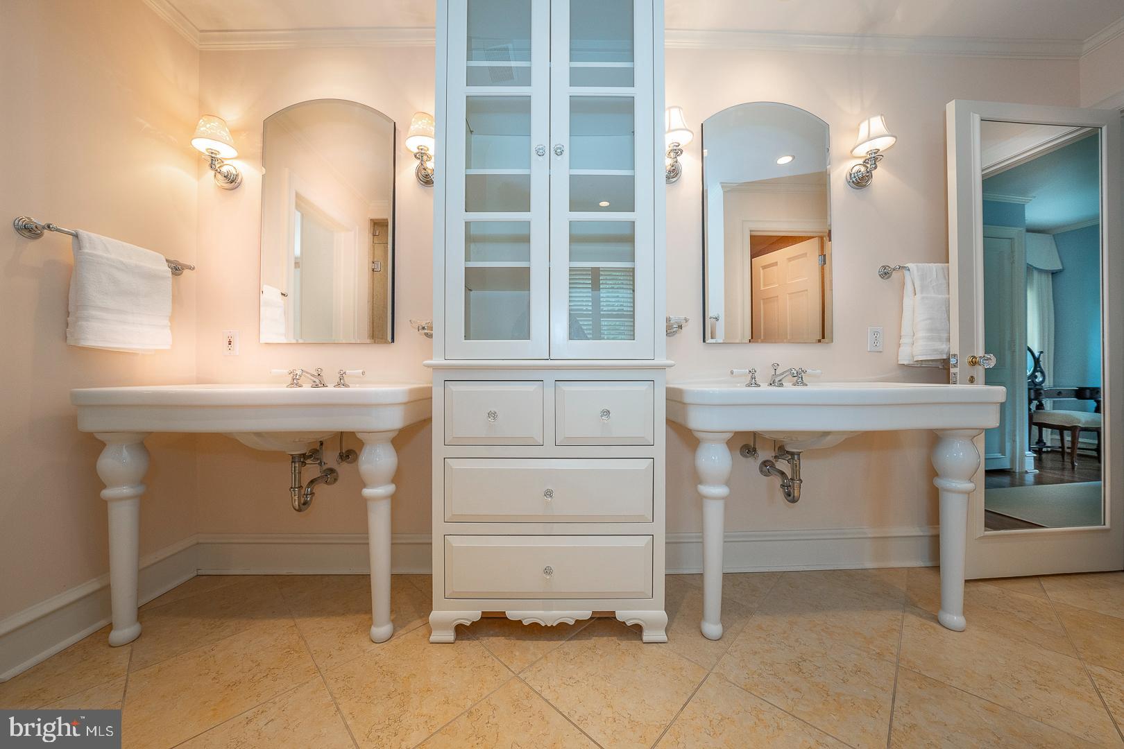 BRYN MAWR - Residential