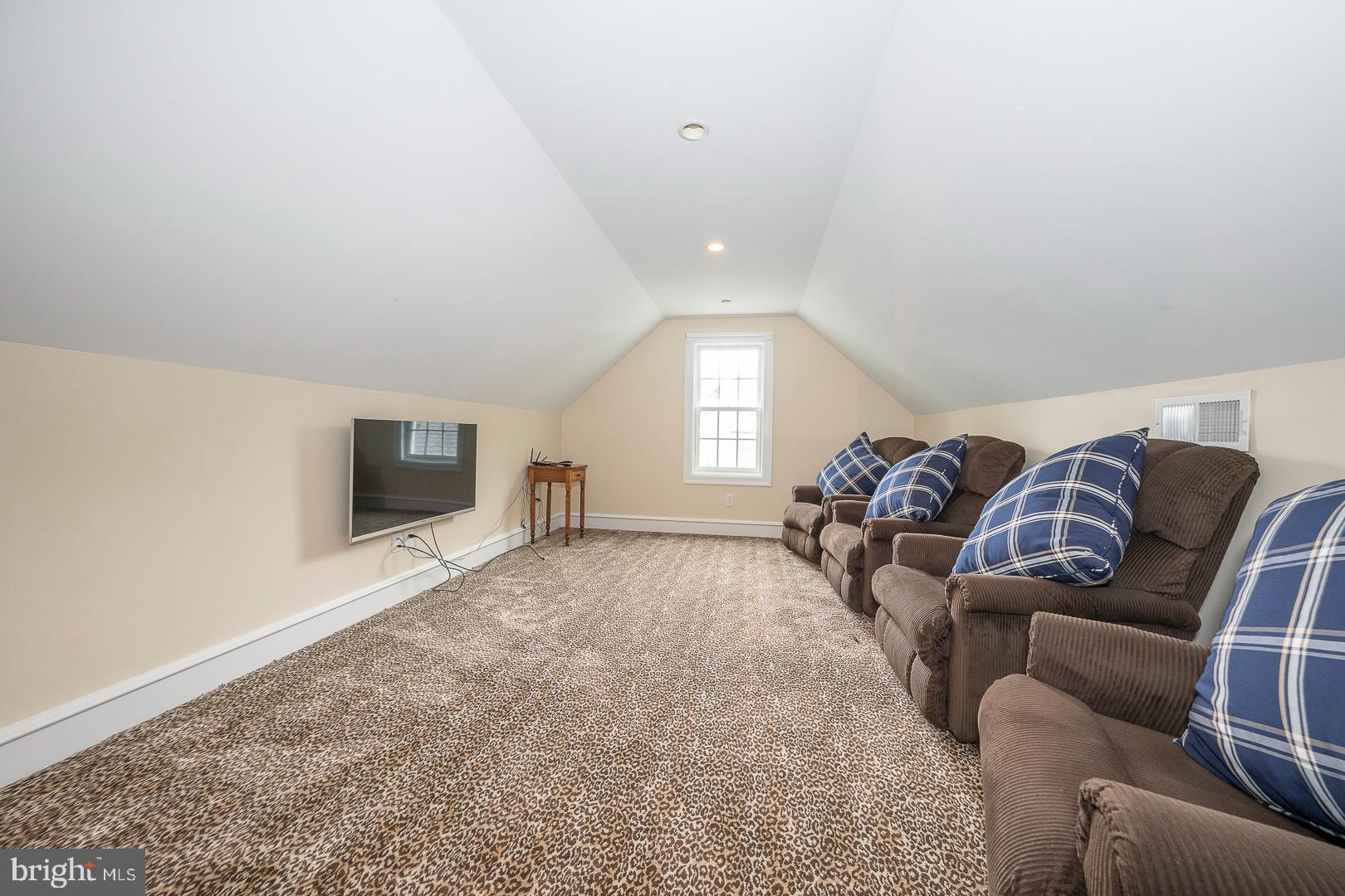 BRYN MAWR - Residential