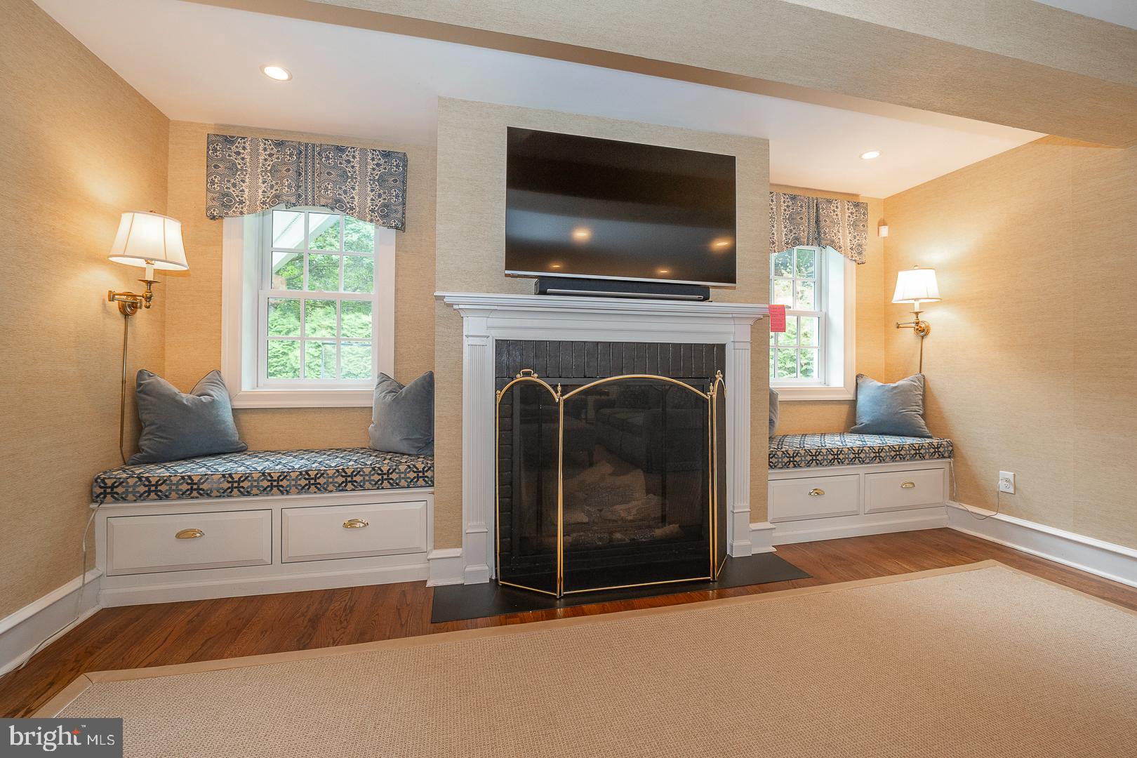 BRYN MAWR - Residential