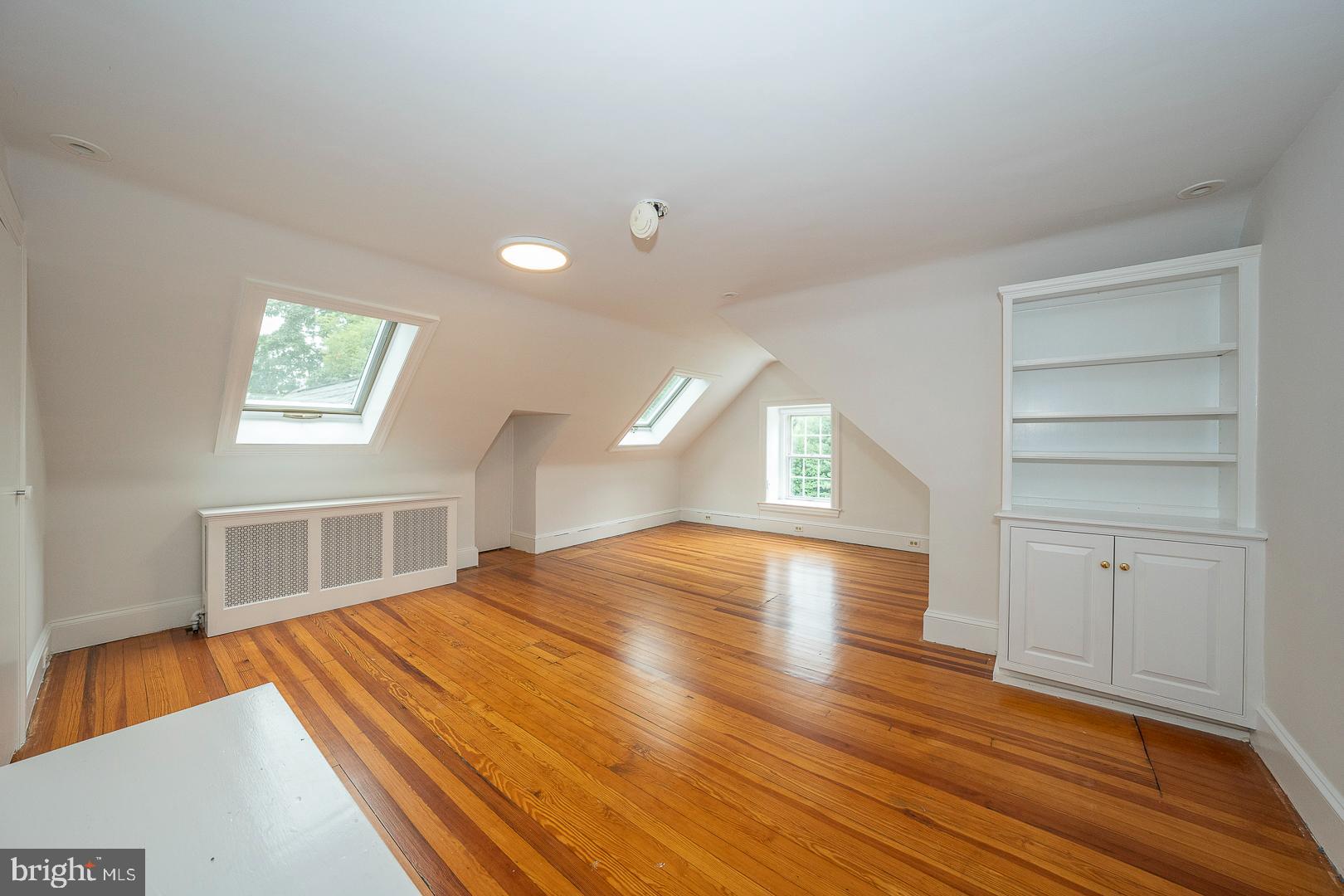 BRYN MAWR - Residential