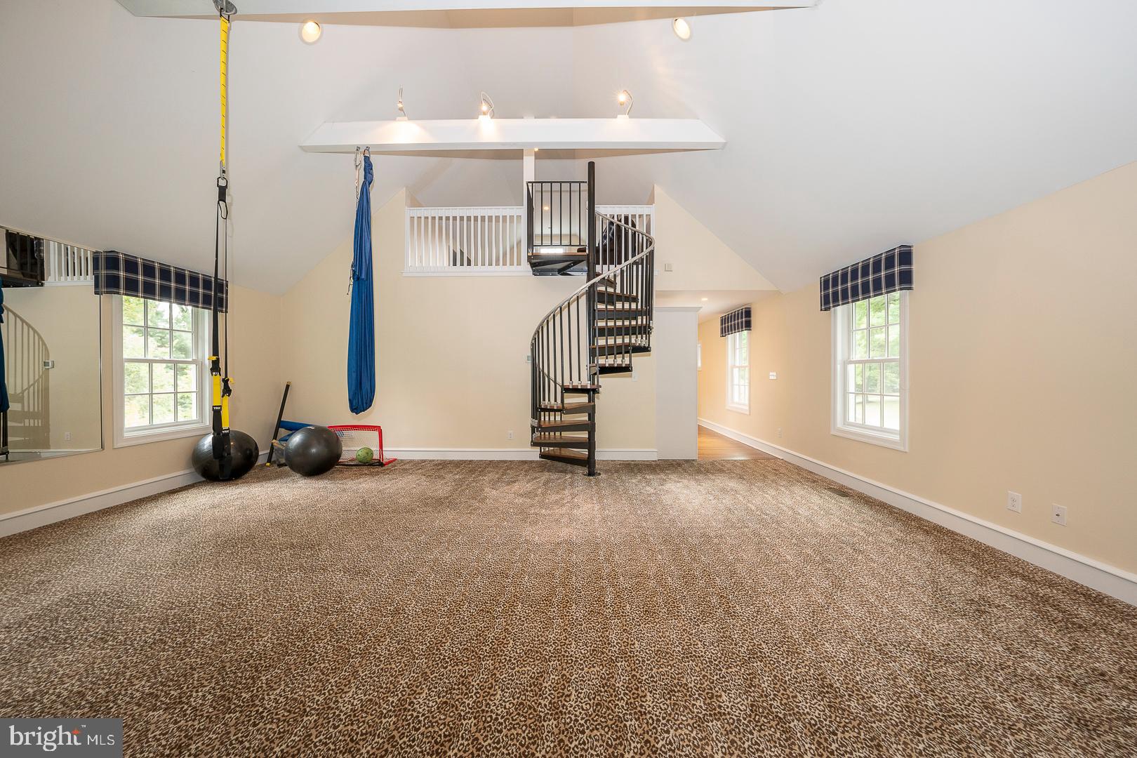 BRYN MAWR - Residential