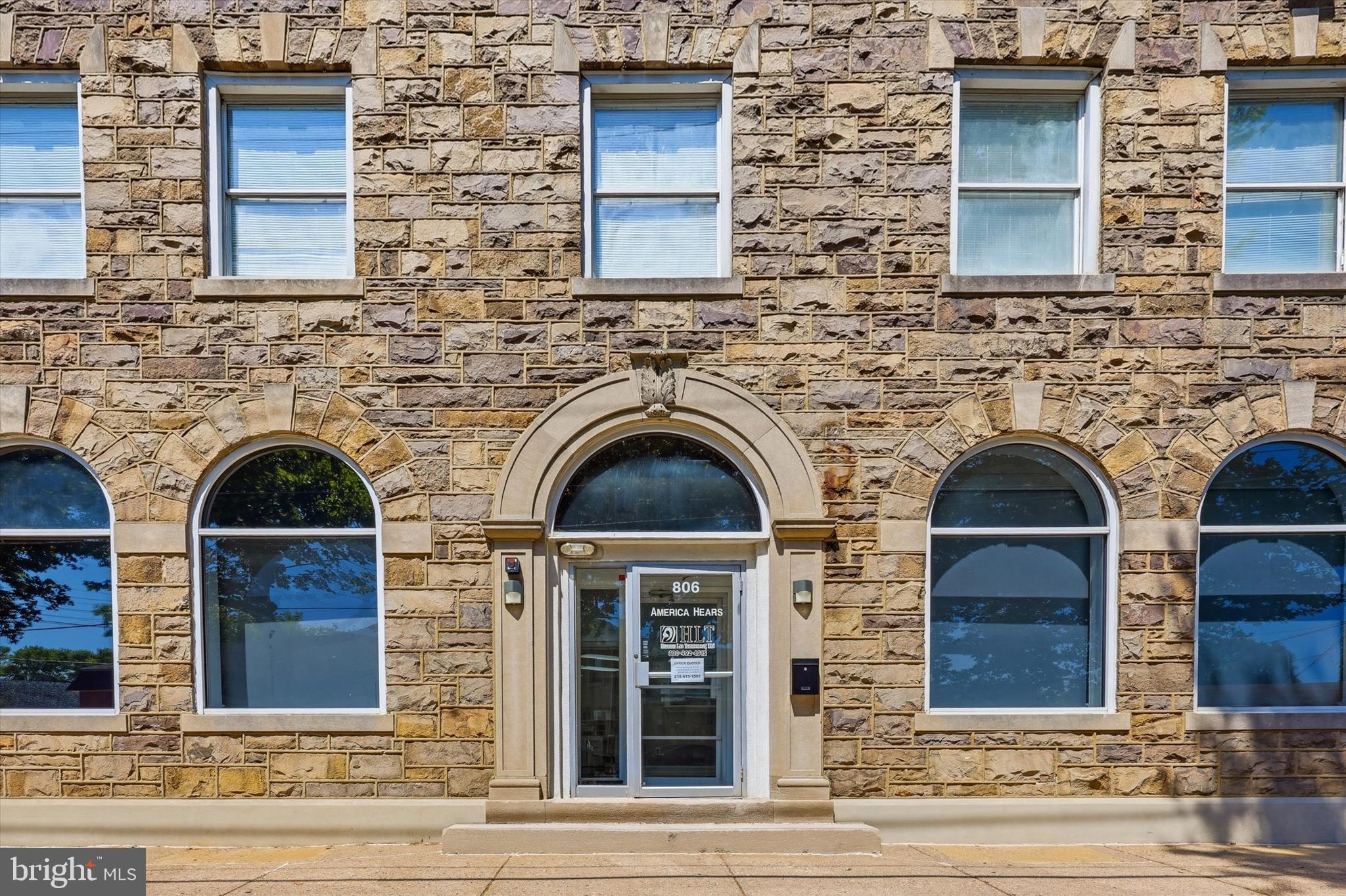 806 BEAVER STREET