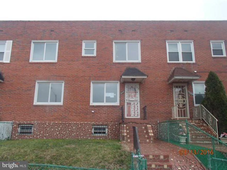 HUD Owned Home, case number 241-769817.  HUD Homes are sold "as is,"  FHA insurable with repair escrow, subject to appraisal. Take advantage of this wonderful opportunity to own this value priced townhouse! Spacious room sizes, wood floors and separate dining room. Enjoy the rear patio for warm weather entertainment. Fully fenced yard. Use the basement for additional living and storage space.