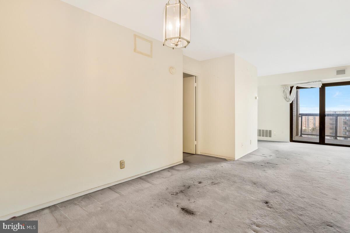 WATERGATE AT LANDMARK - Residential