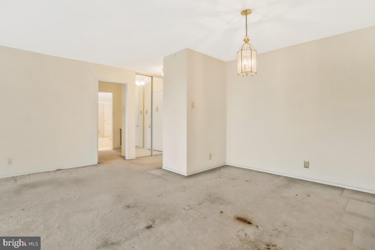 WATERGATE AT LANDMARK - Residential