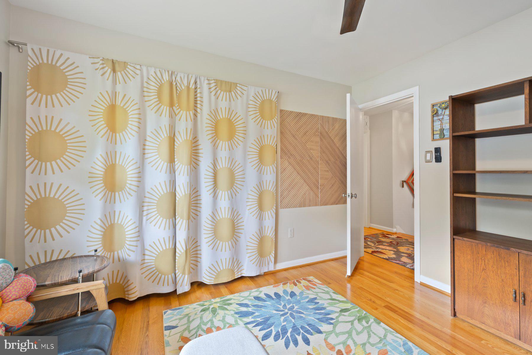 MIDDLETOWN - Residential