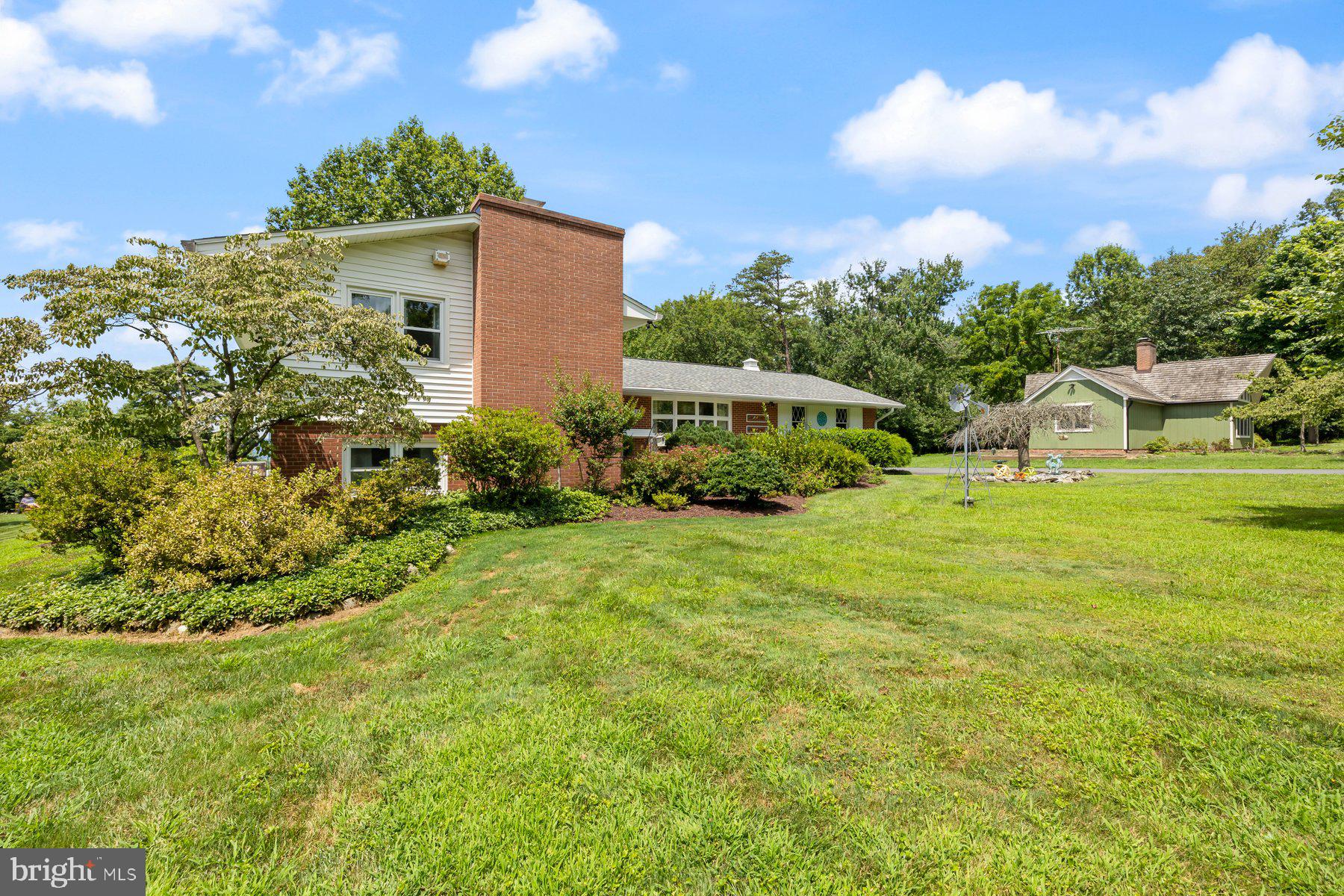 MIDDLETOWN - Residential