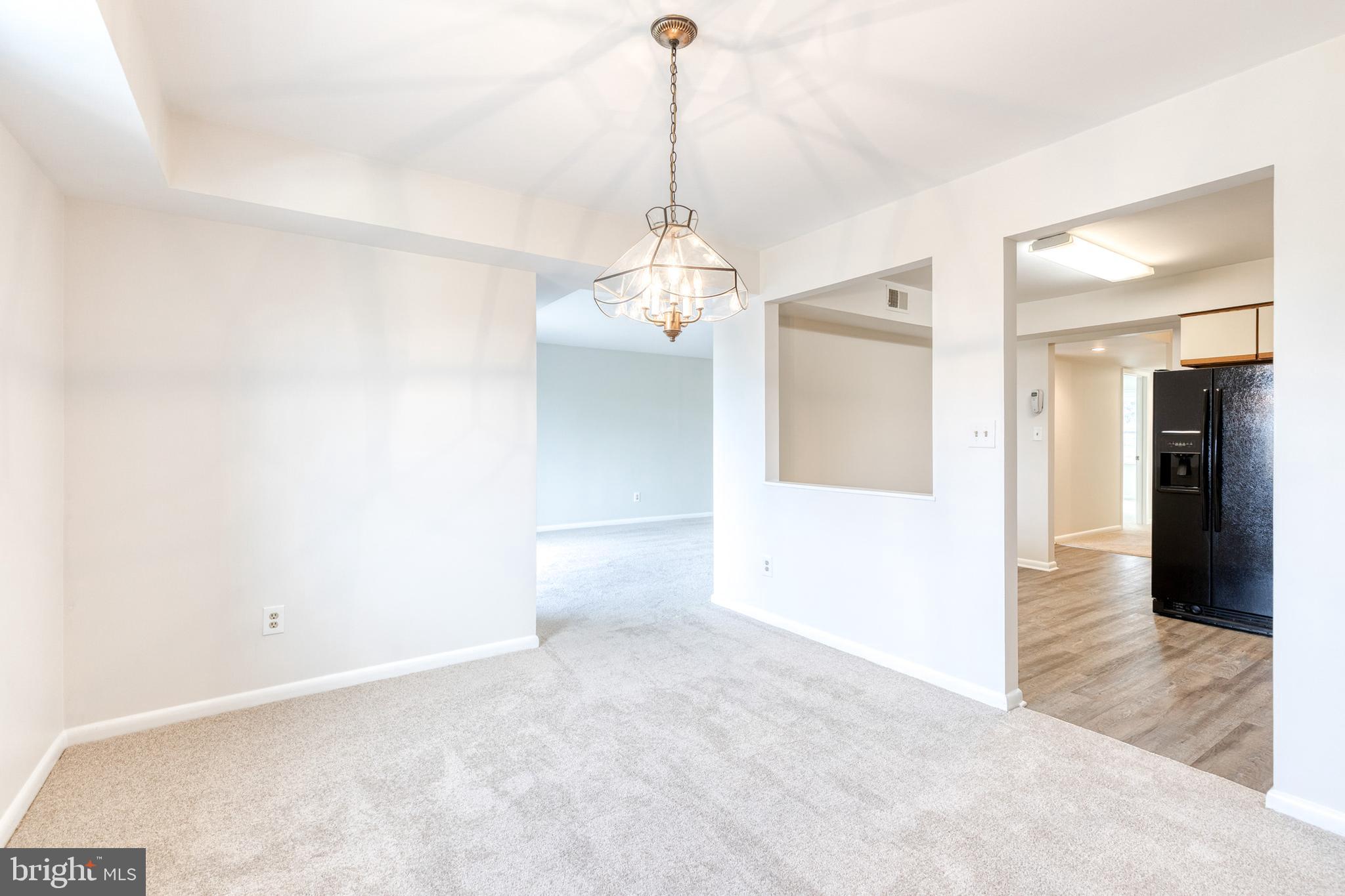 SHEPHERDS KNOLL GARDEN - Residential