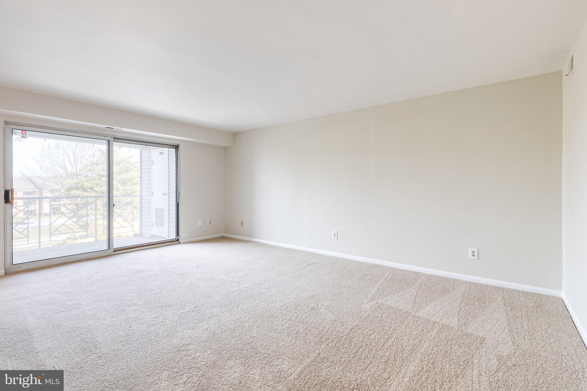 SHEPHERDS KNOLL GARDEN - Residential