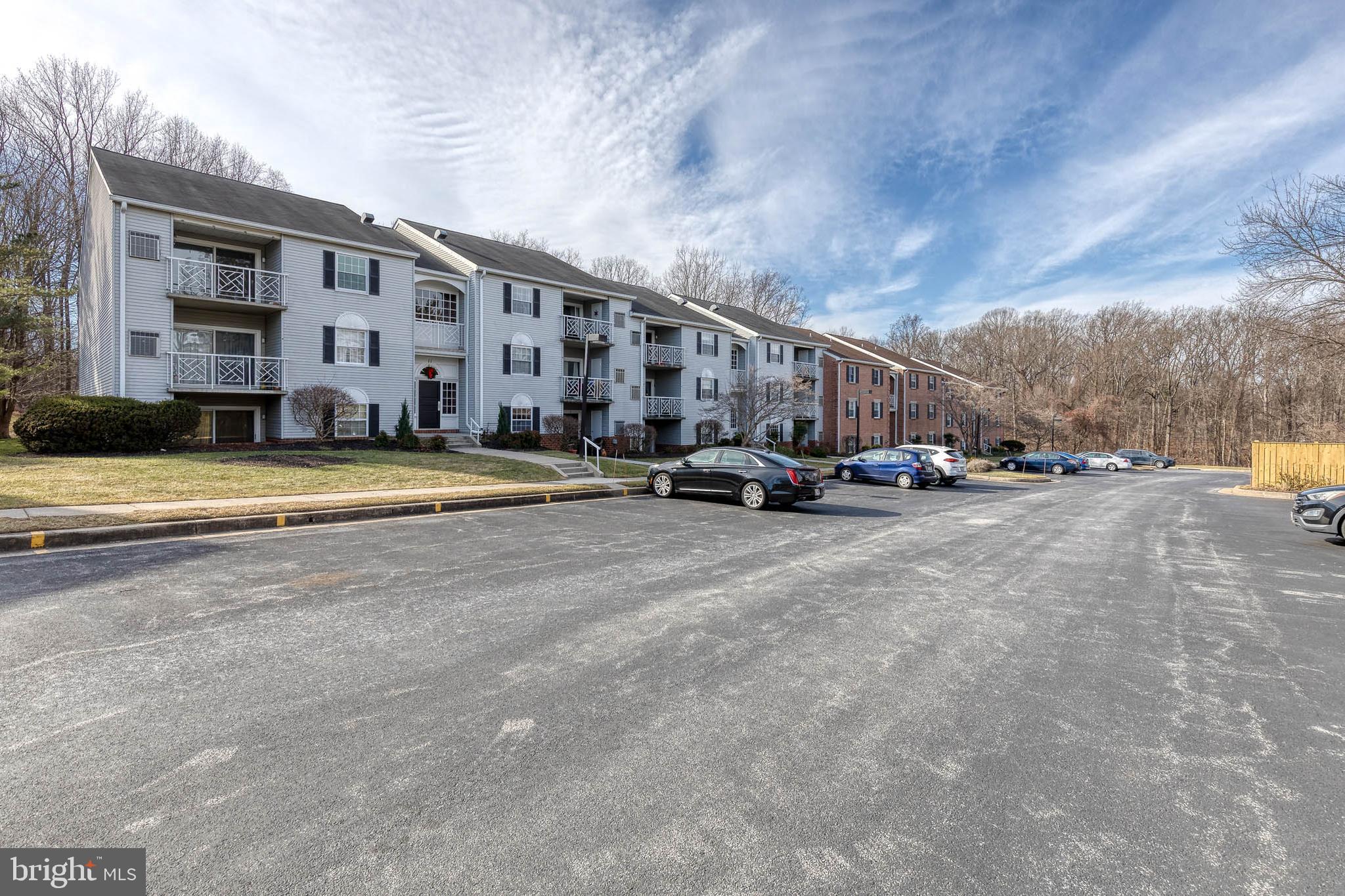 SHEPHERDS KNOLL GARDEN - Residential